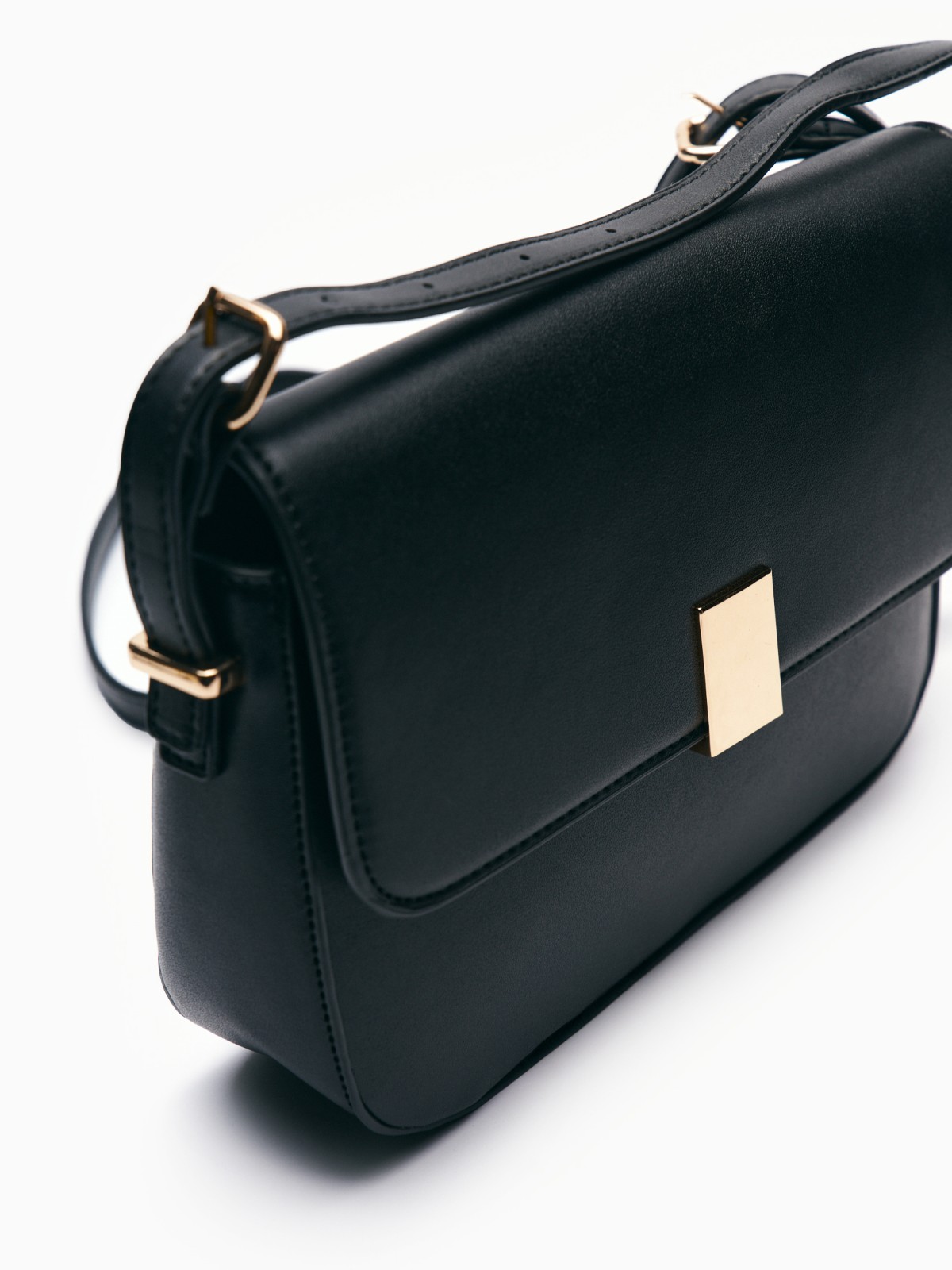 Сумка кросс-боди из экокожи