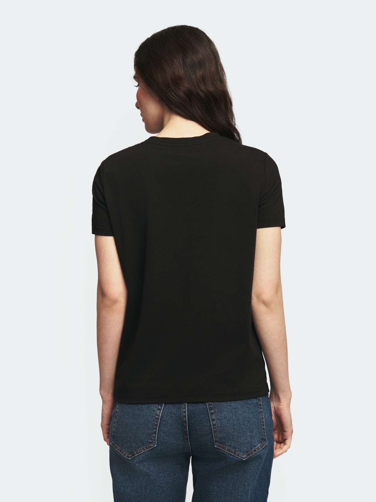 Трикотажная футболка с коротким рукавом и стразами