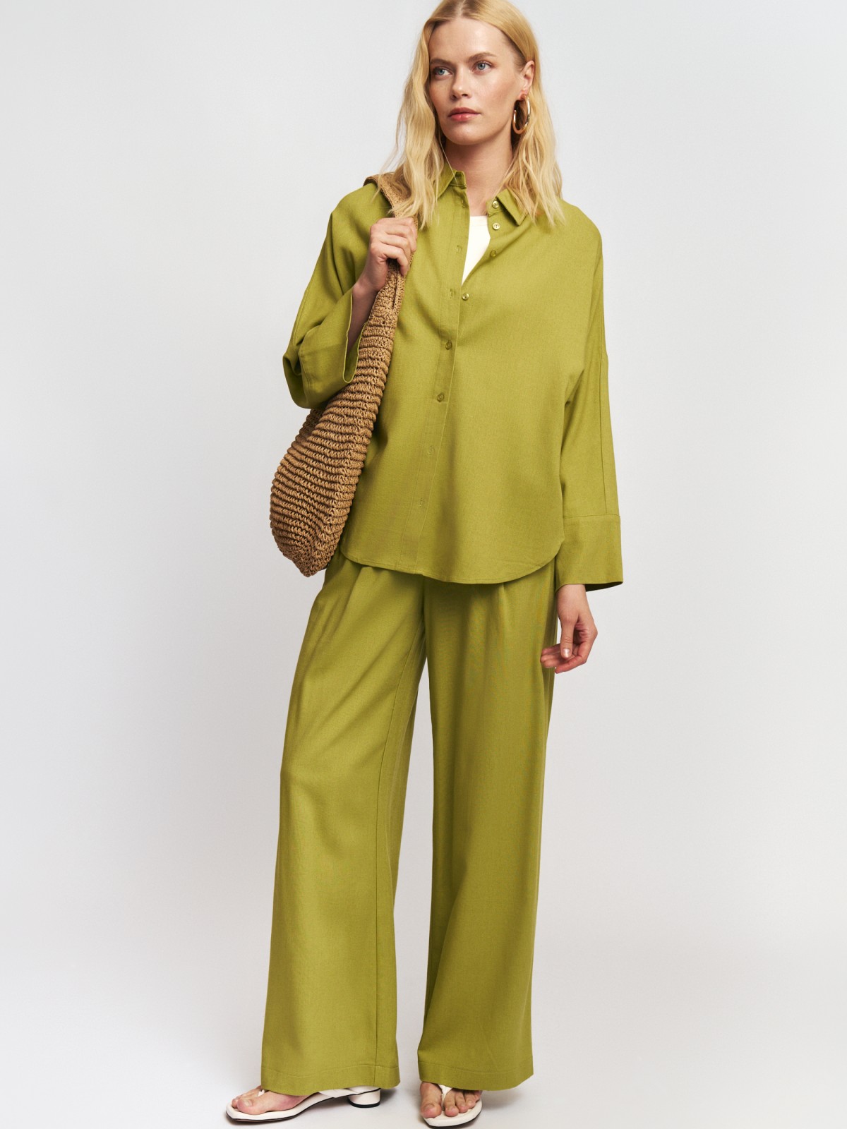 Льняная рубашка с укороченным рукавом