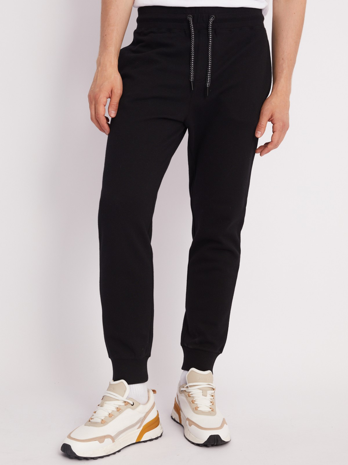 Трикотажные брюки-джоггеры в спортивном стиле zolla 21331762F012, цвет черный, размер M - фото 2