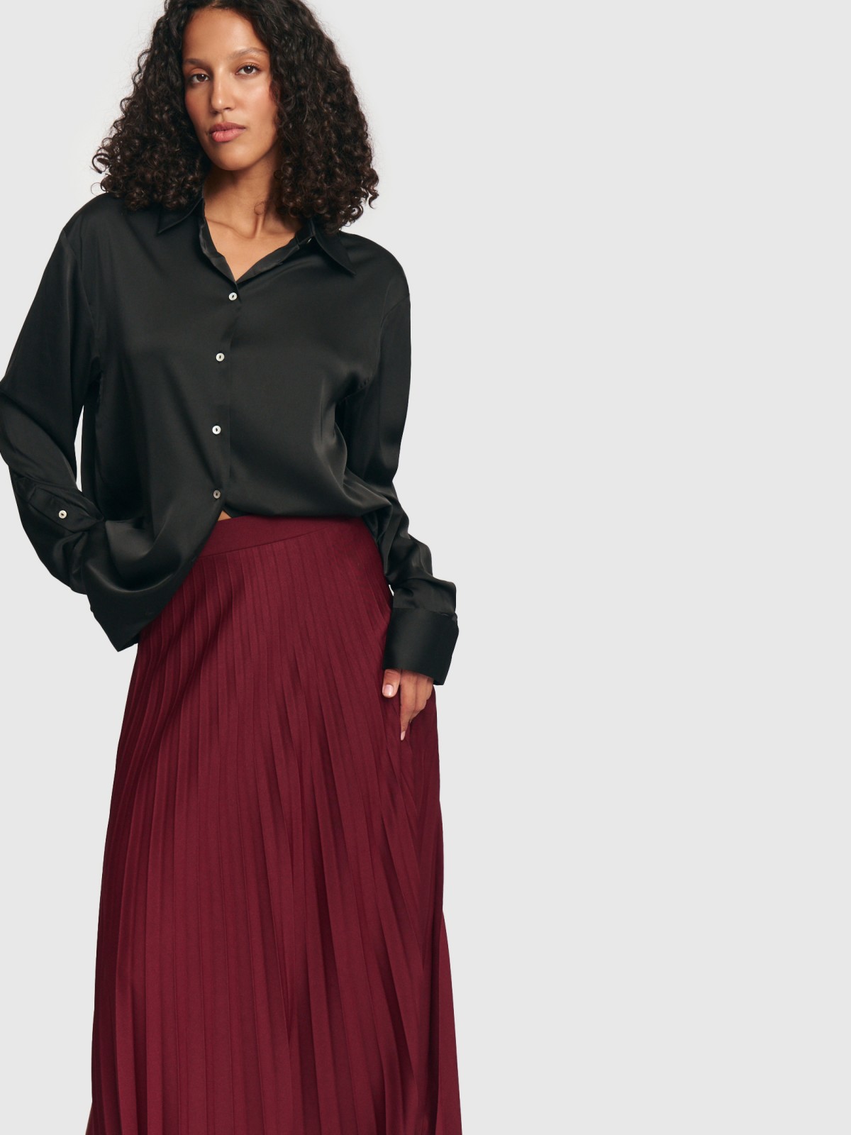 Офисная атласная рубашка