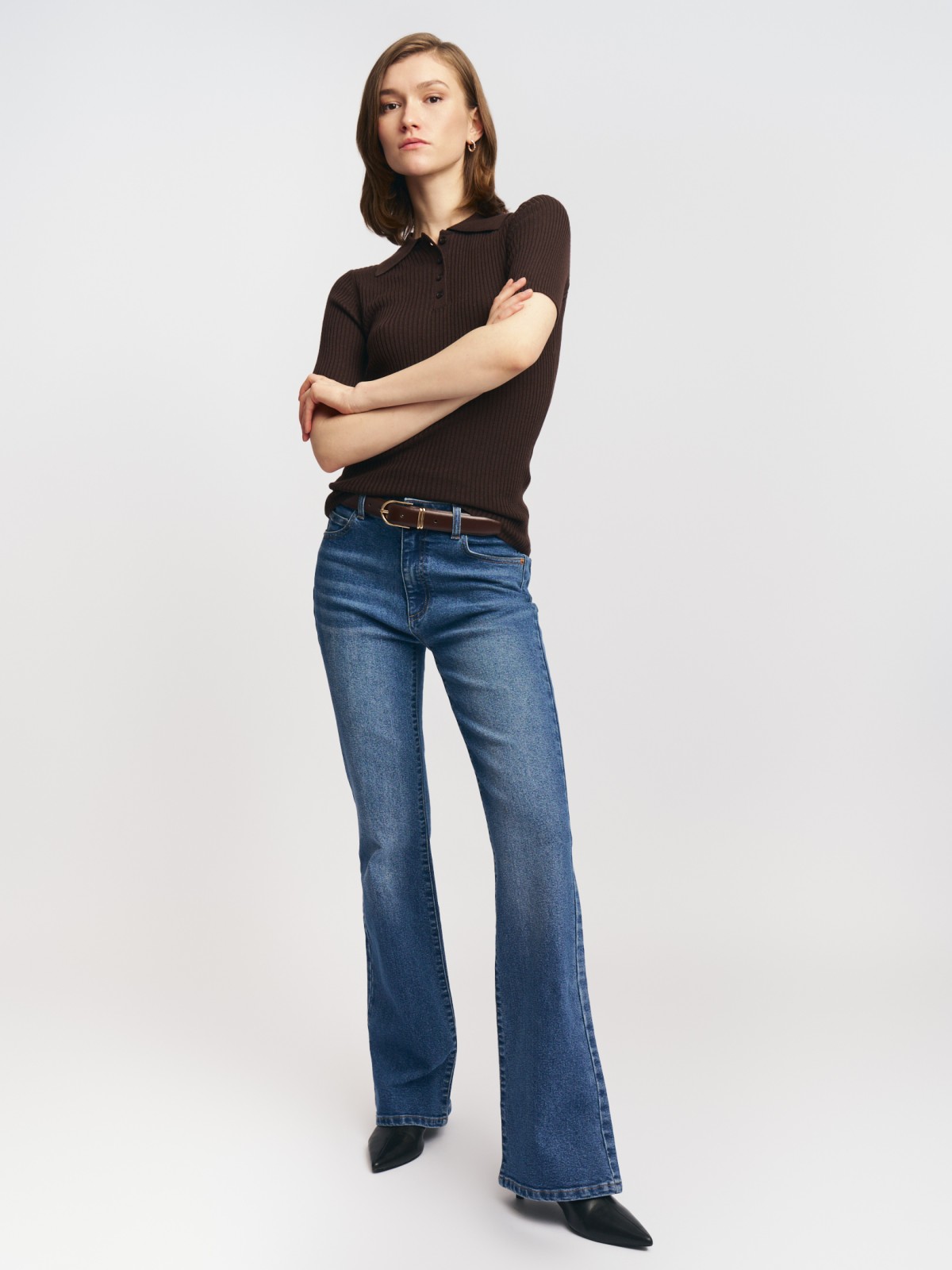 Джинсы силуэта Bootcut со средней посадкой Джинсы силуэта Bootcut со средней посадкой