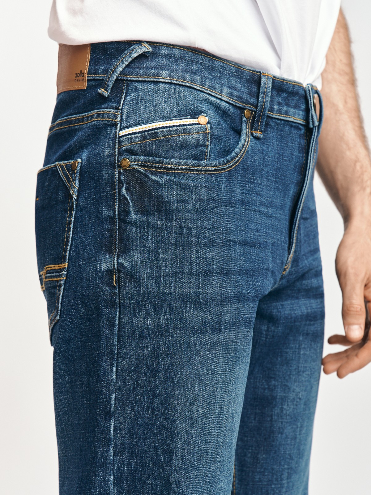 Джинсы фасона Tapered