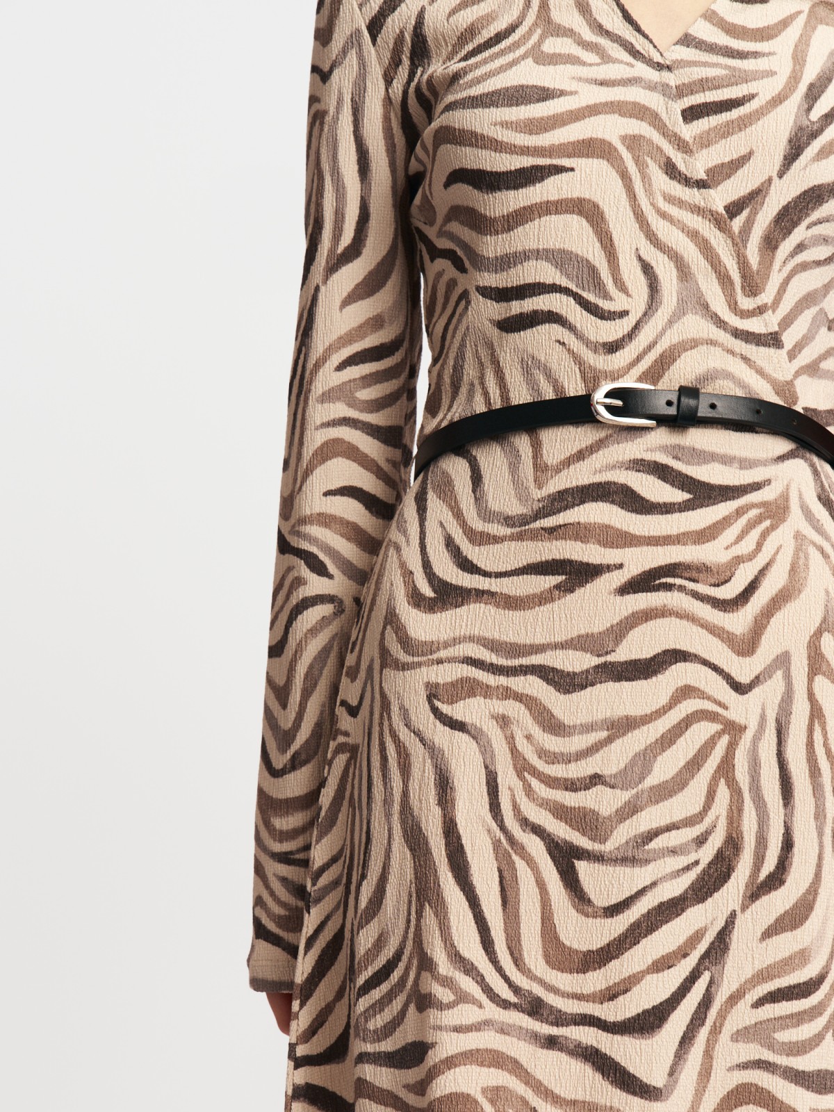 Платье миди с ремнём