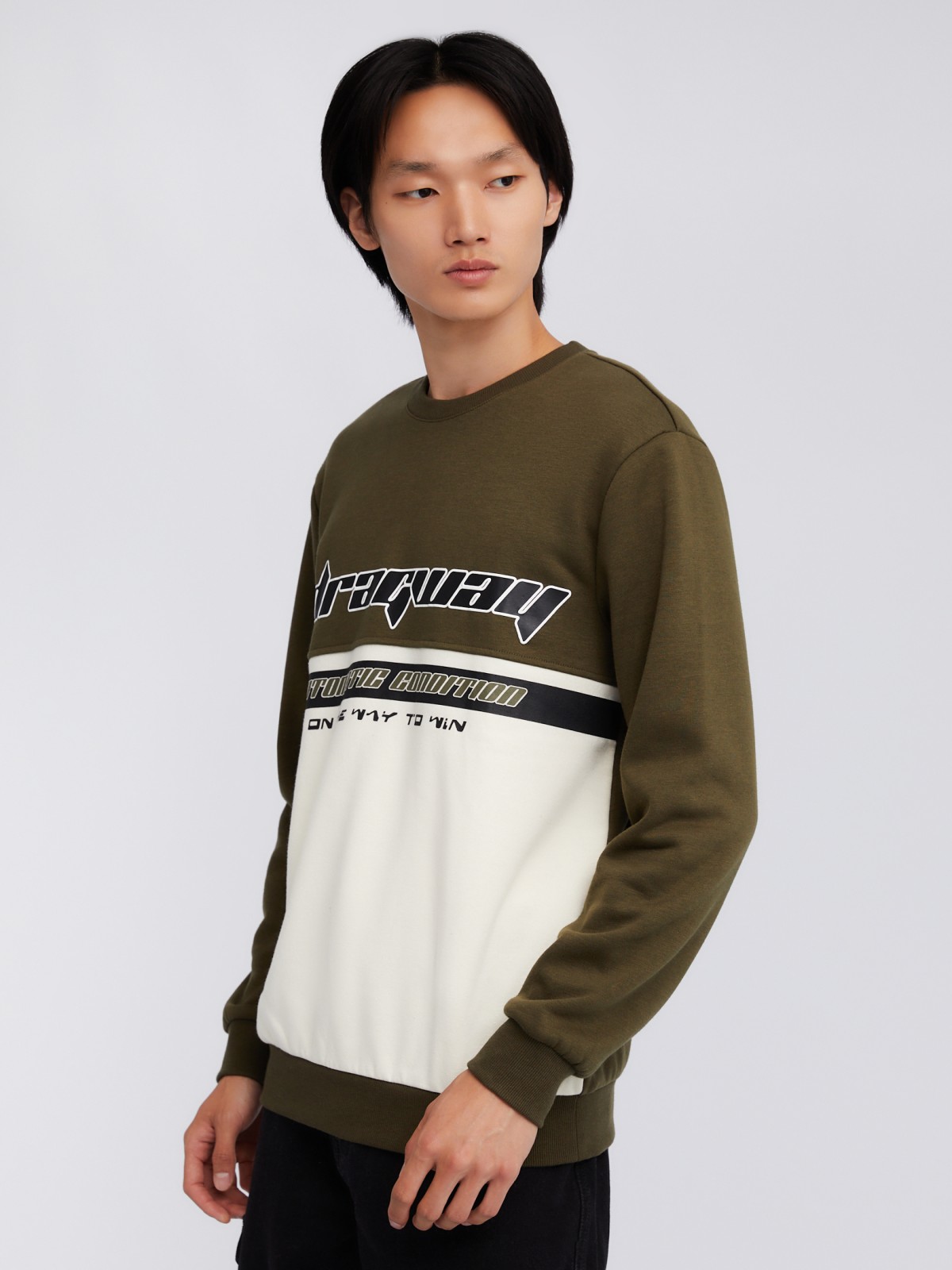 Трикотажный свитшот в стиле колор блок