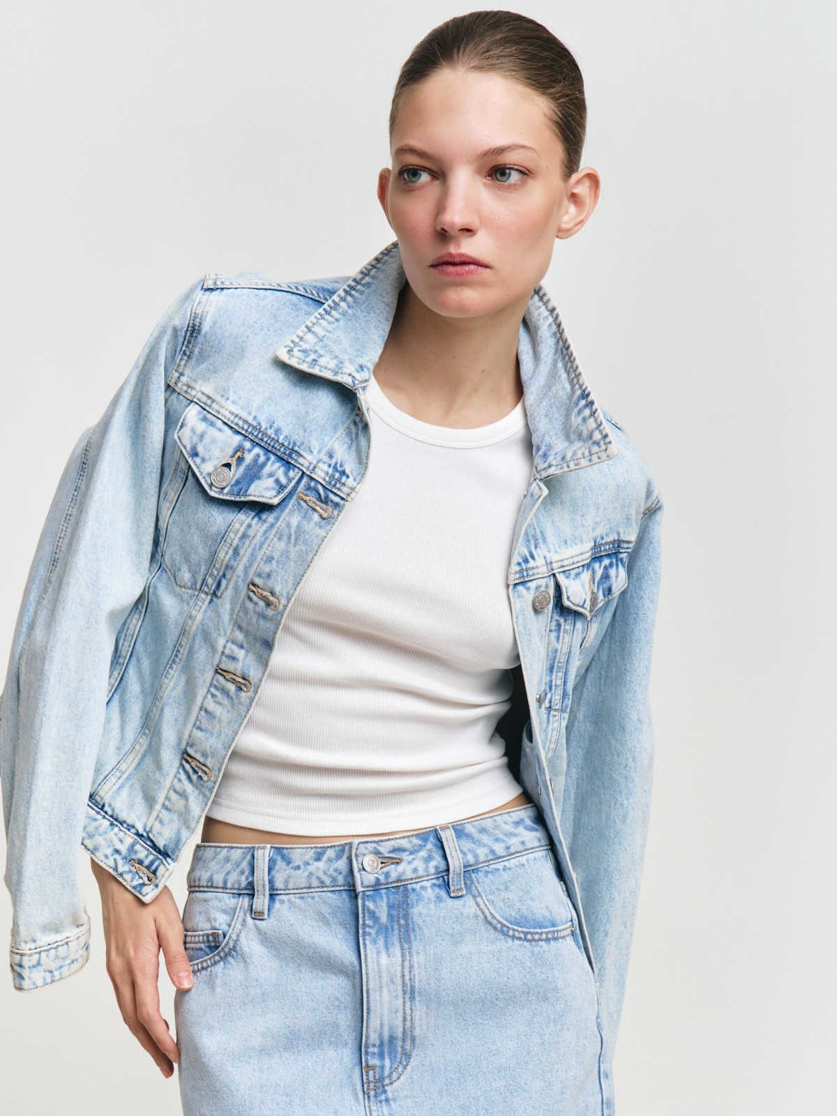 Джинсовая куртка прямого силуэта из хлопка