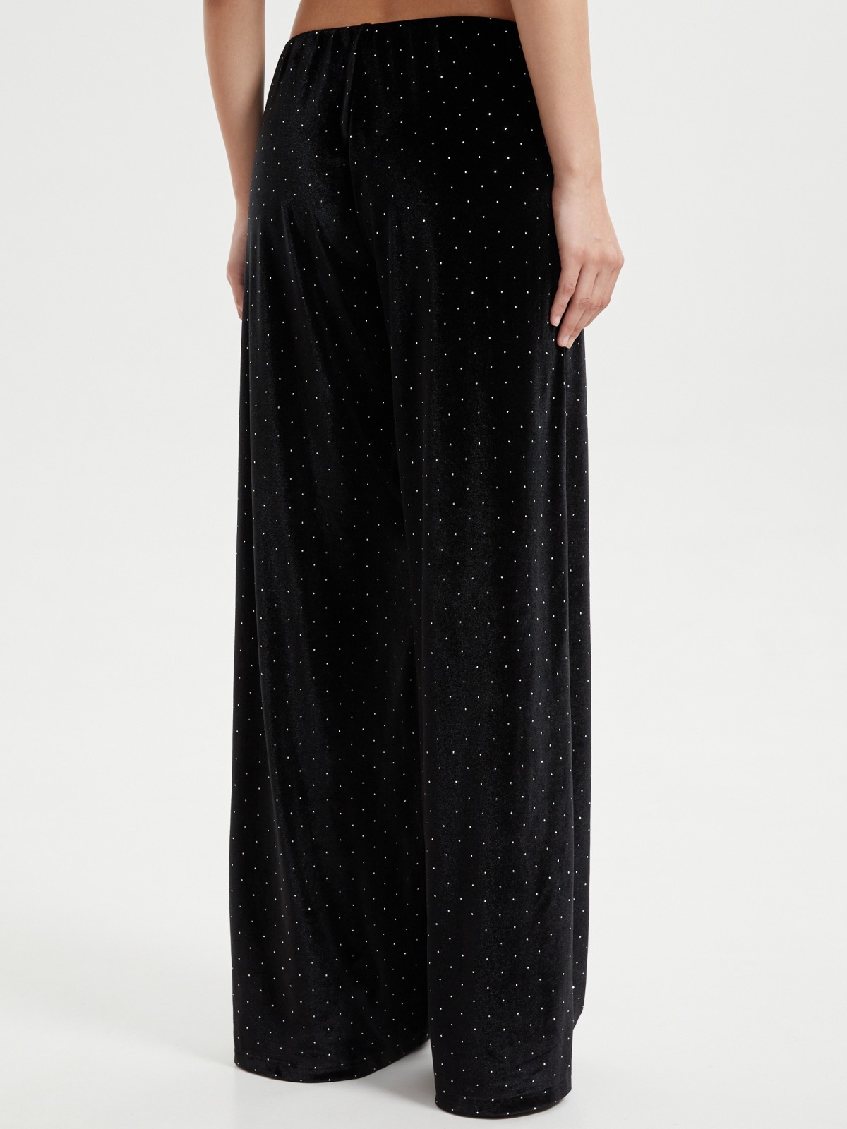 Бархатные брюки на резинке со стразами