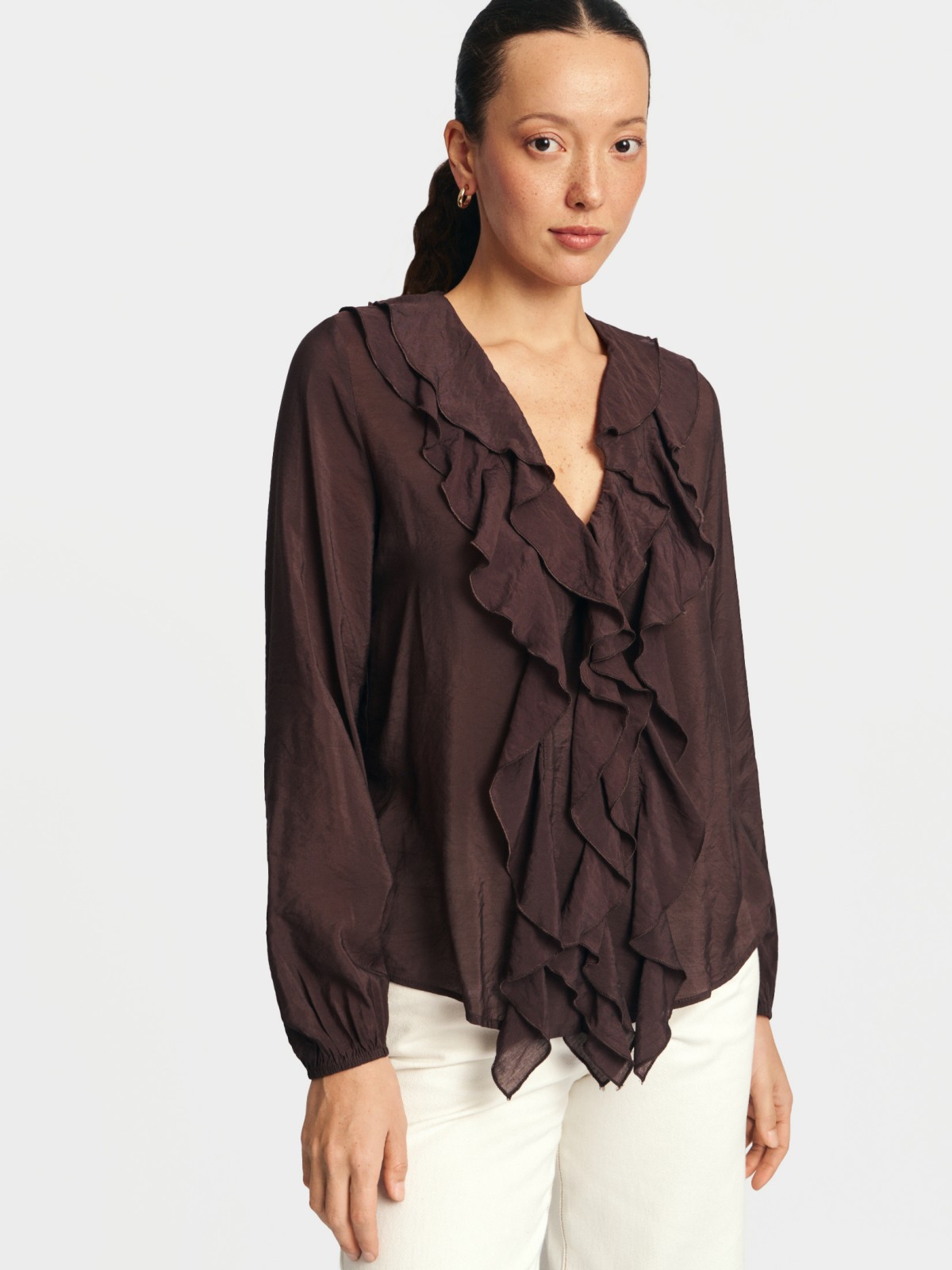 Рубашка с воланами