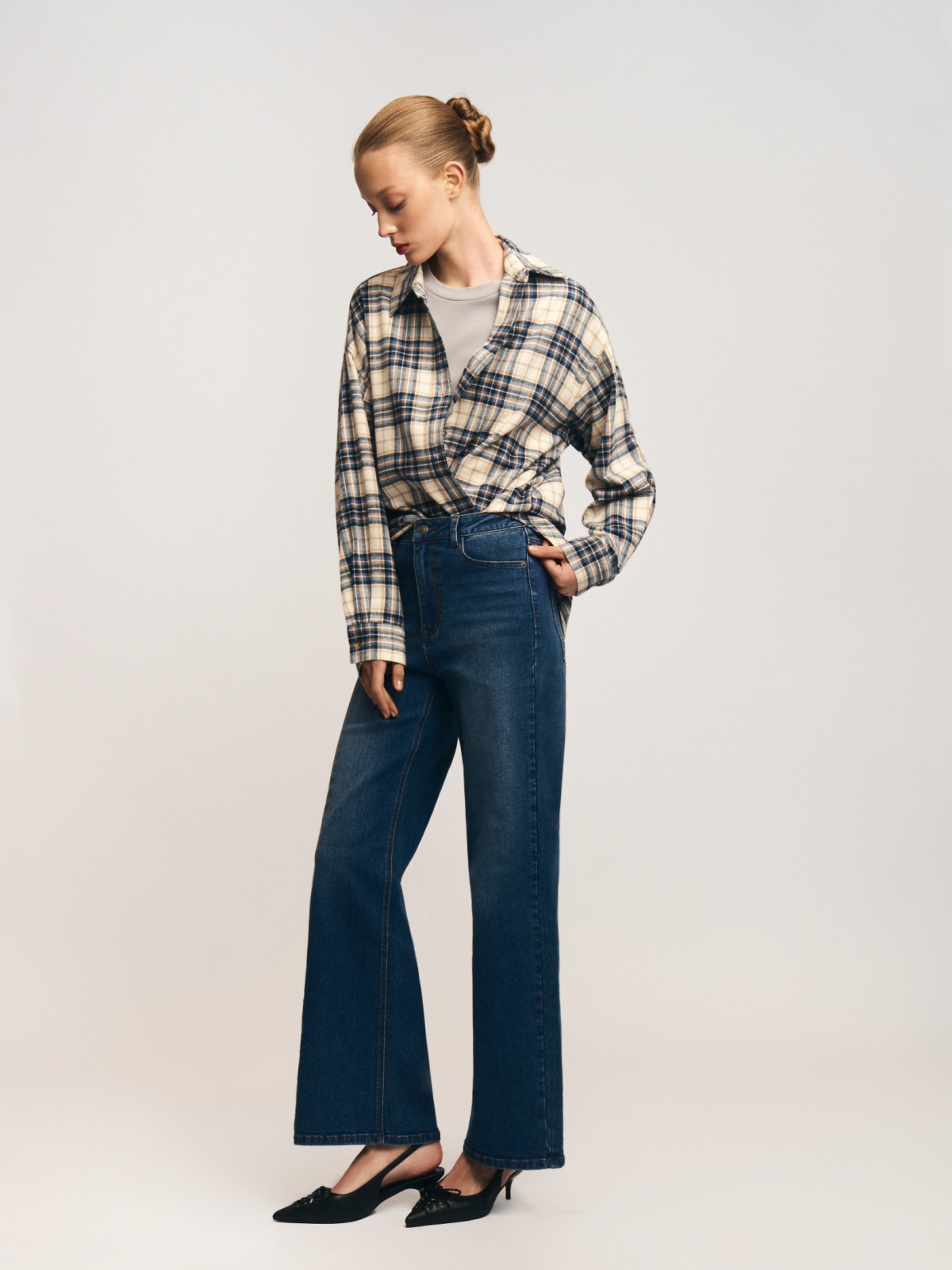 Джинсы силуэта Wide с высокой посадкой