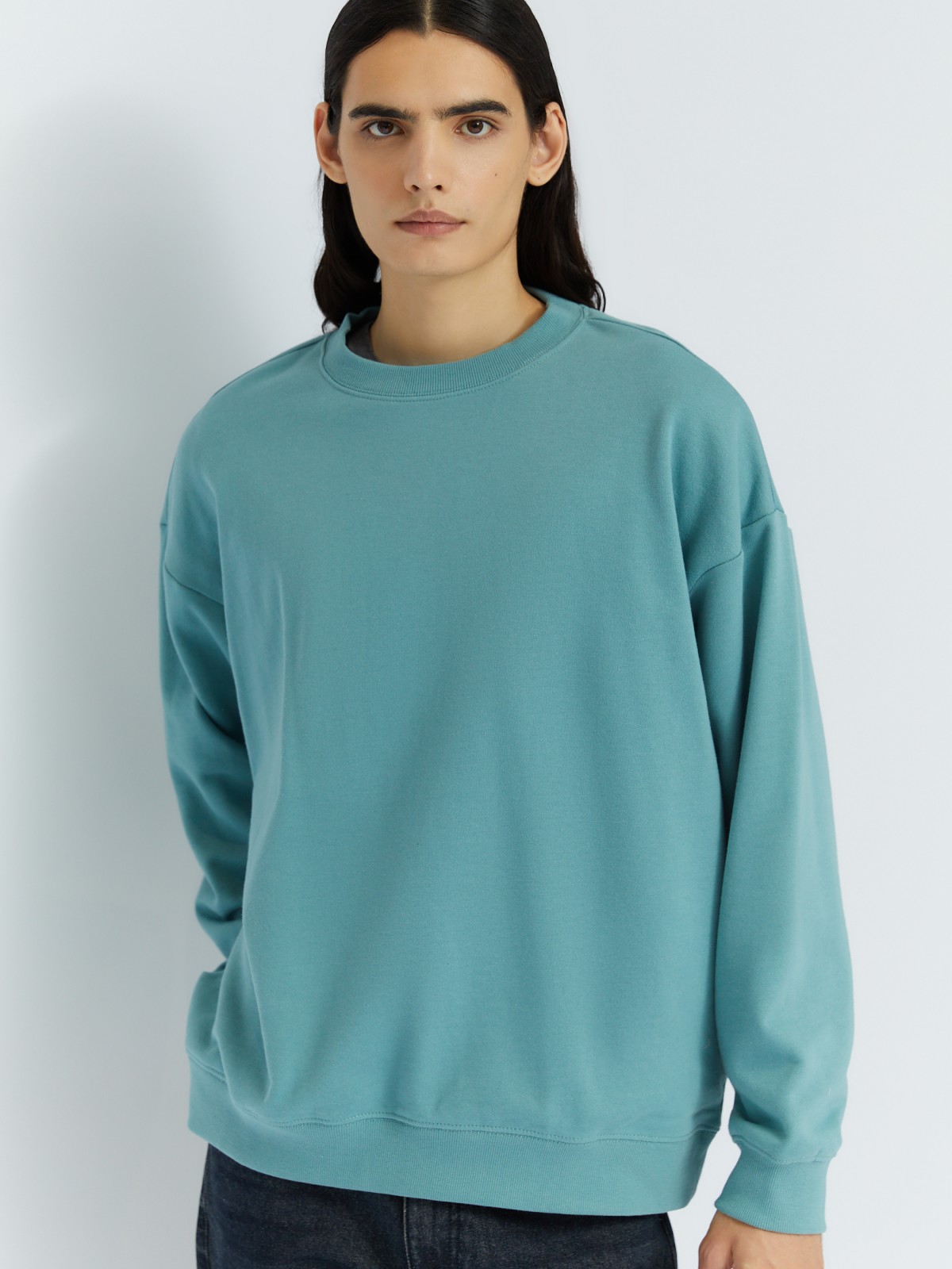 Однотонный оверсайз свитшот с длинным рукавом