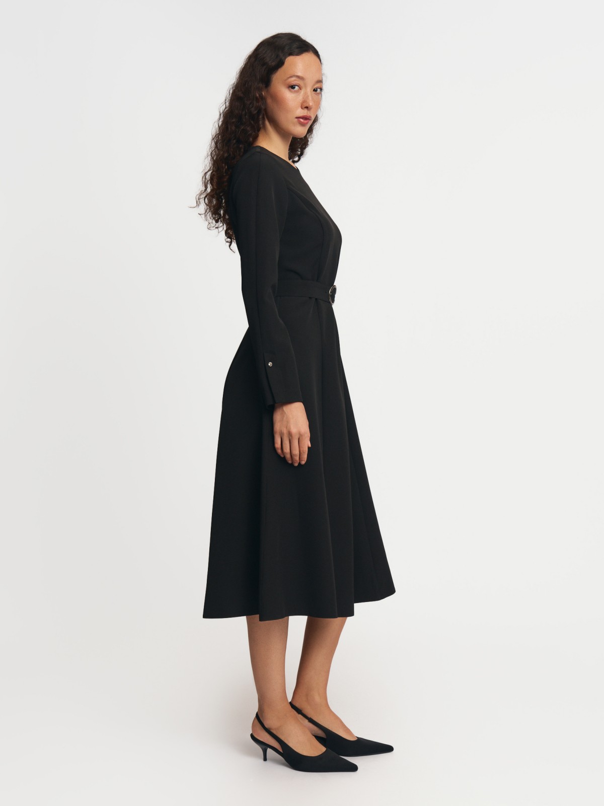 Платье миди с поясом