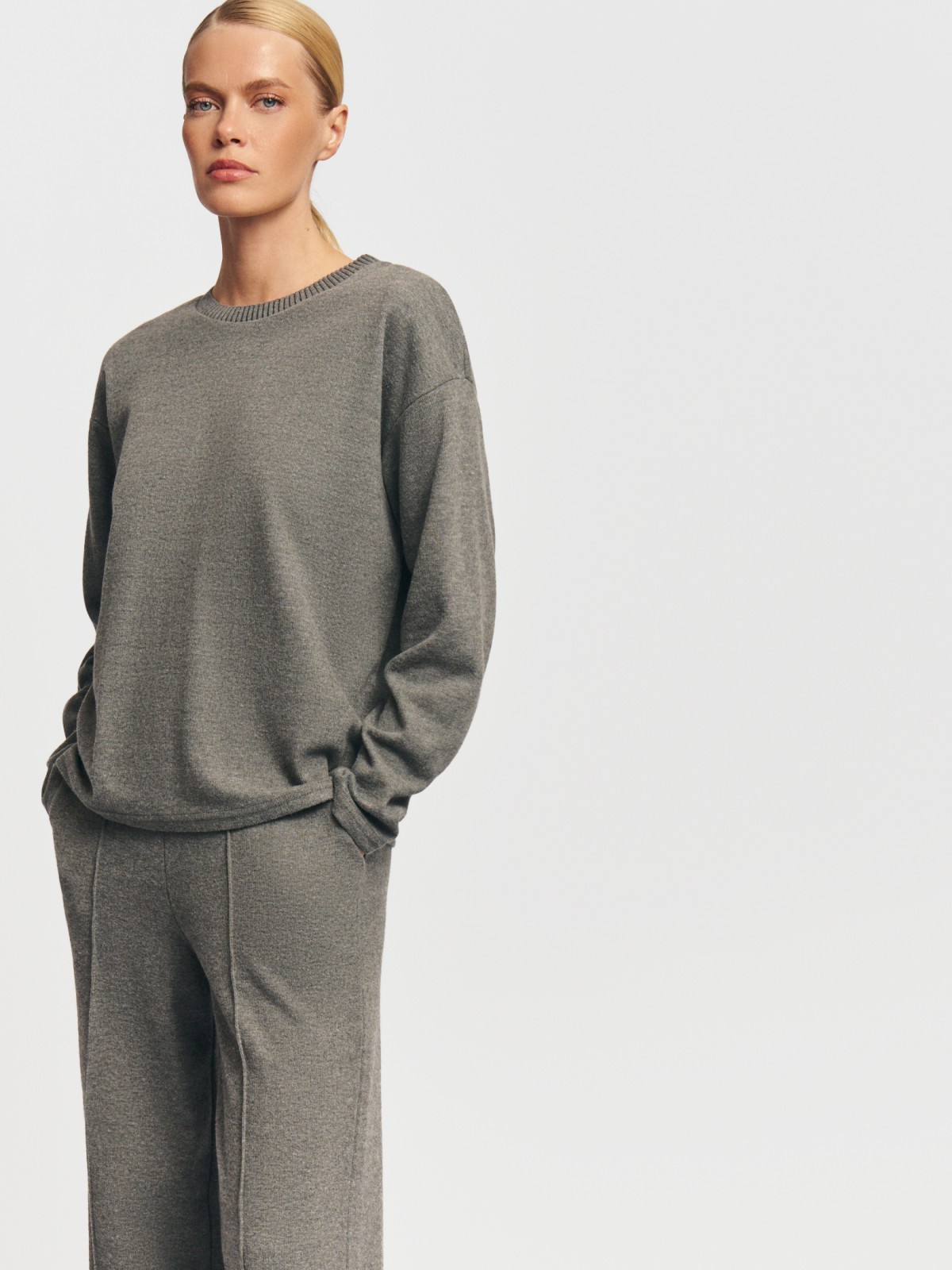 Джемпер из вязаного трикотажа