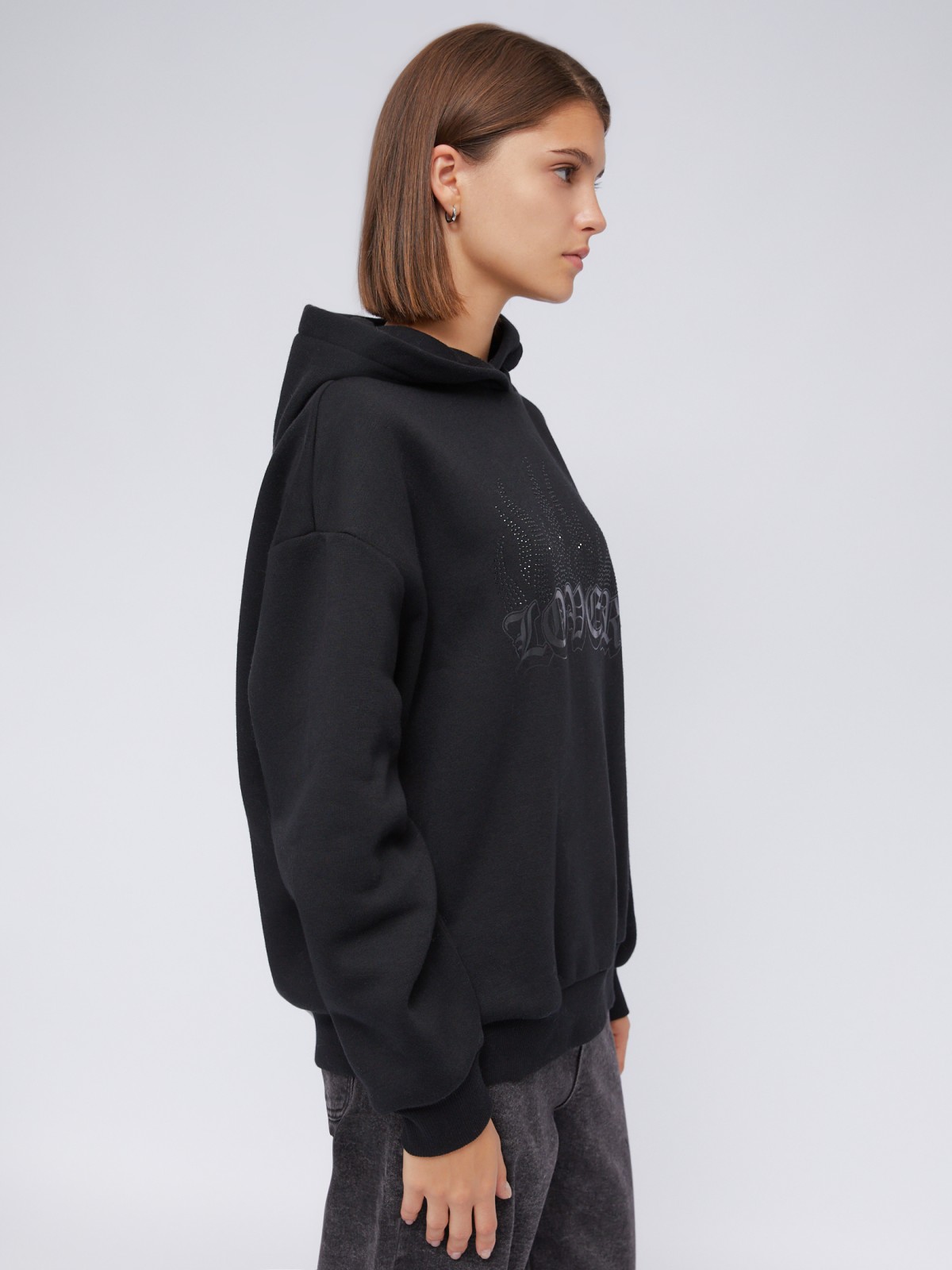 Утеплённый оверсайз худи со стразами