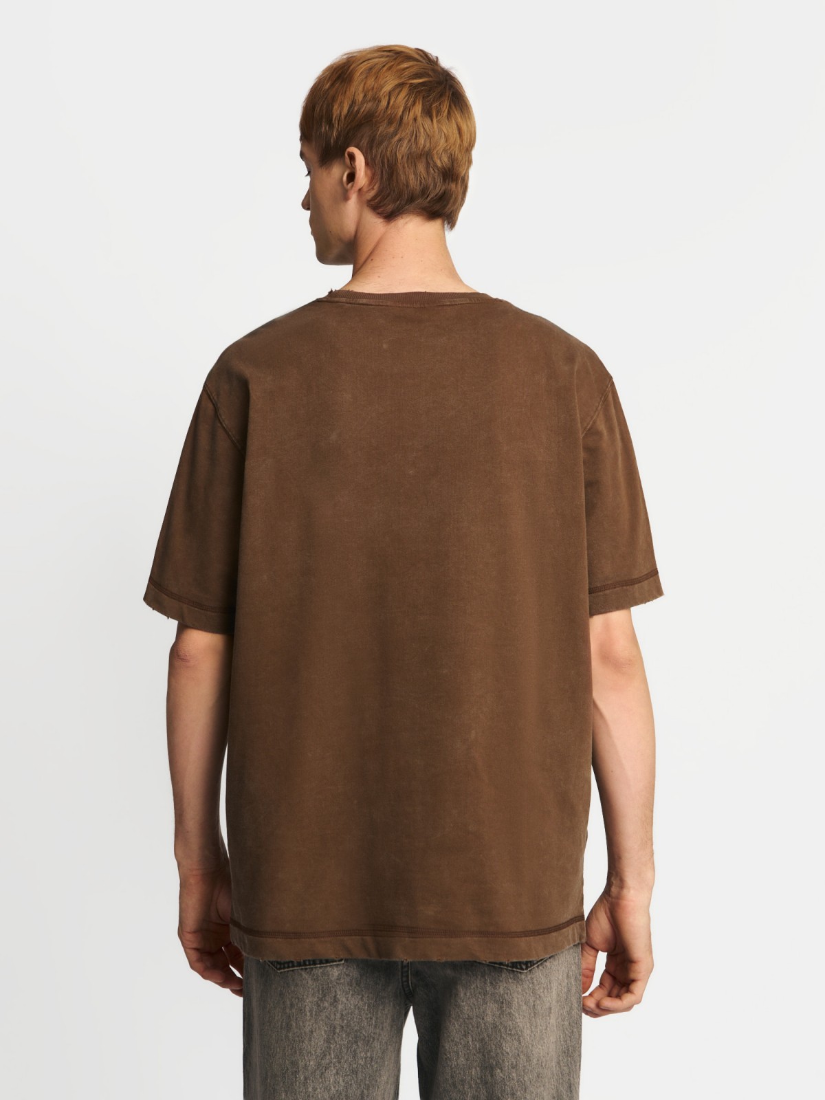 Однотонная базовая футболка из хлопка