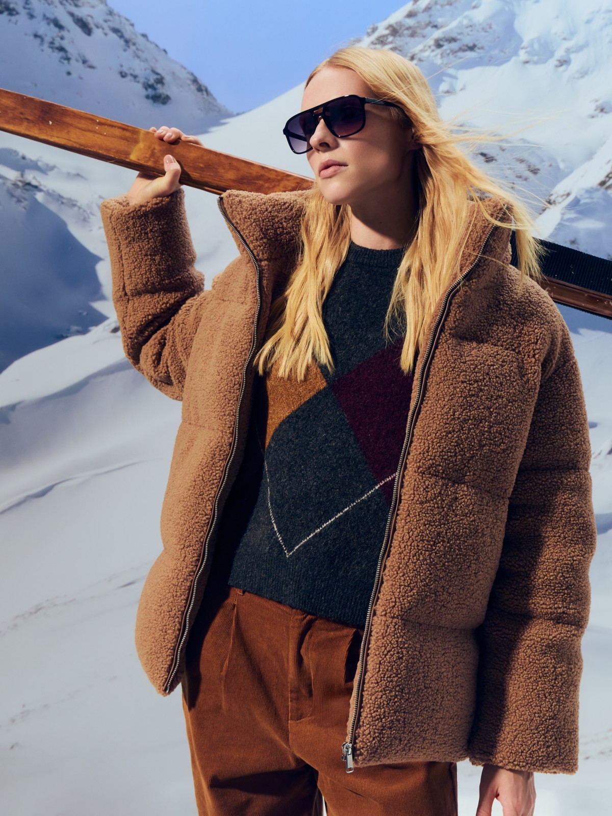 Вязаный джемпер с узором в ромб