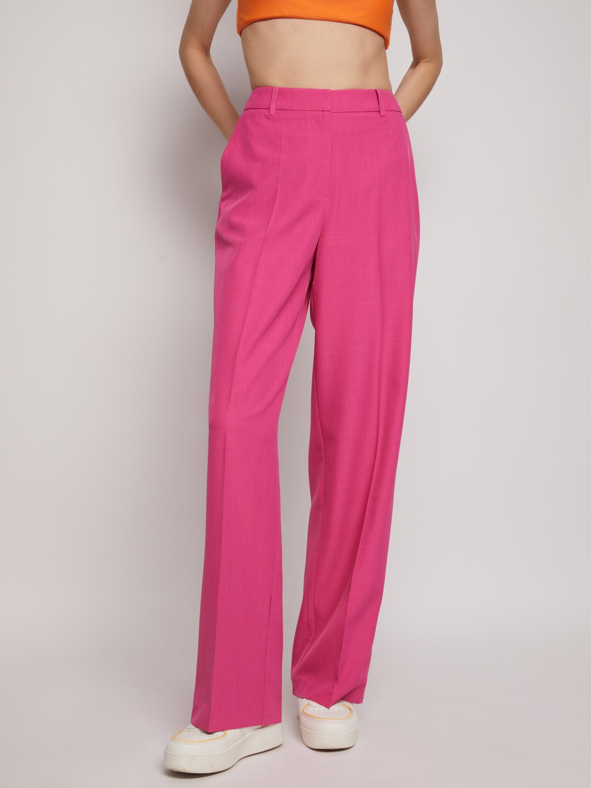 Прямые брюки со стрелками