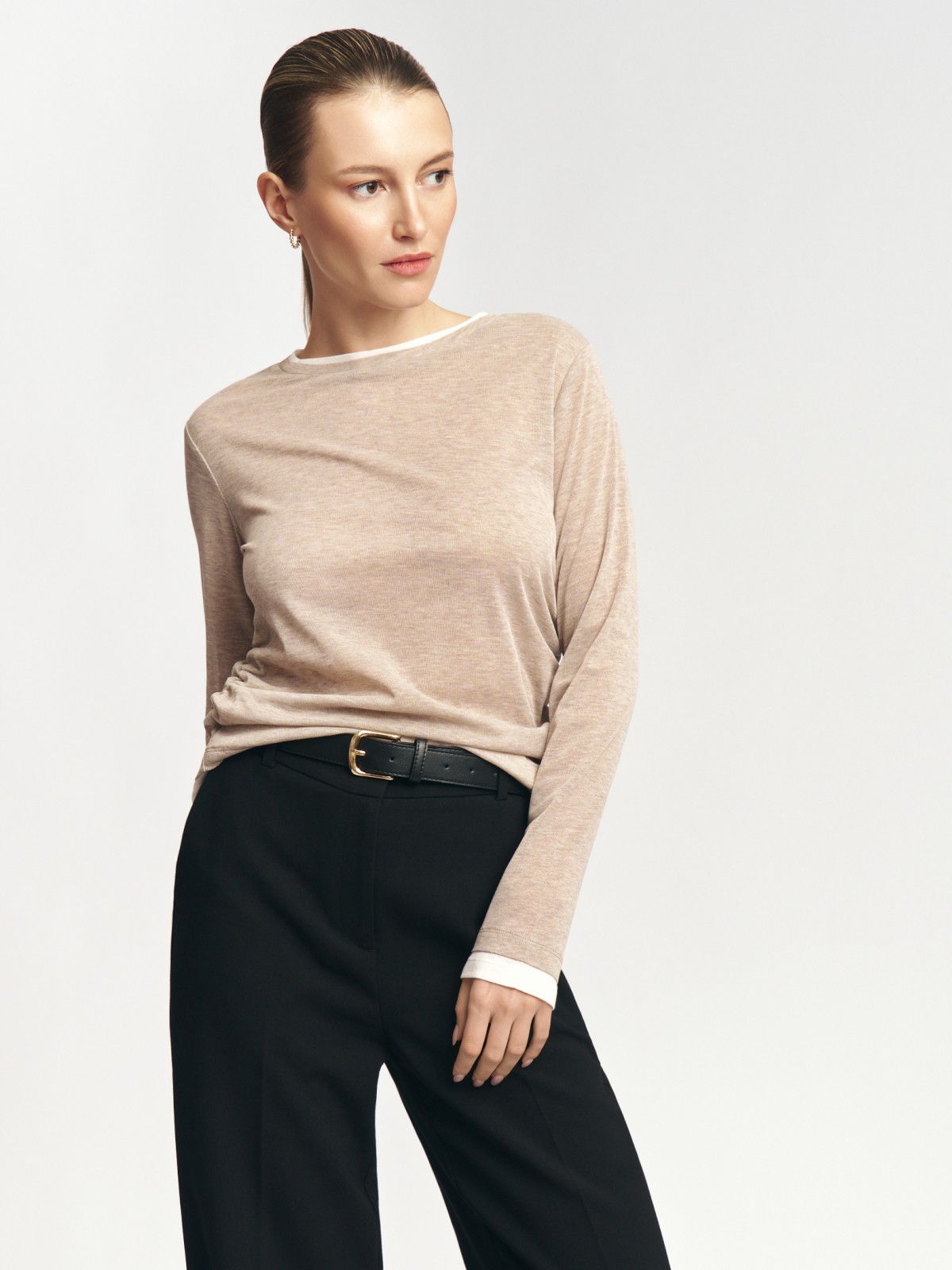 Трикотажный лонгслив с отделкой