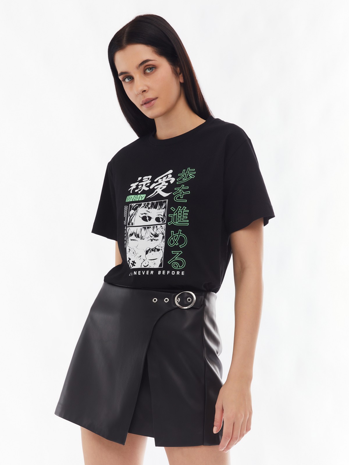 Футболка из хлопка с коротким рукавом и аниме принтом