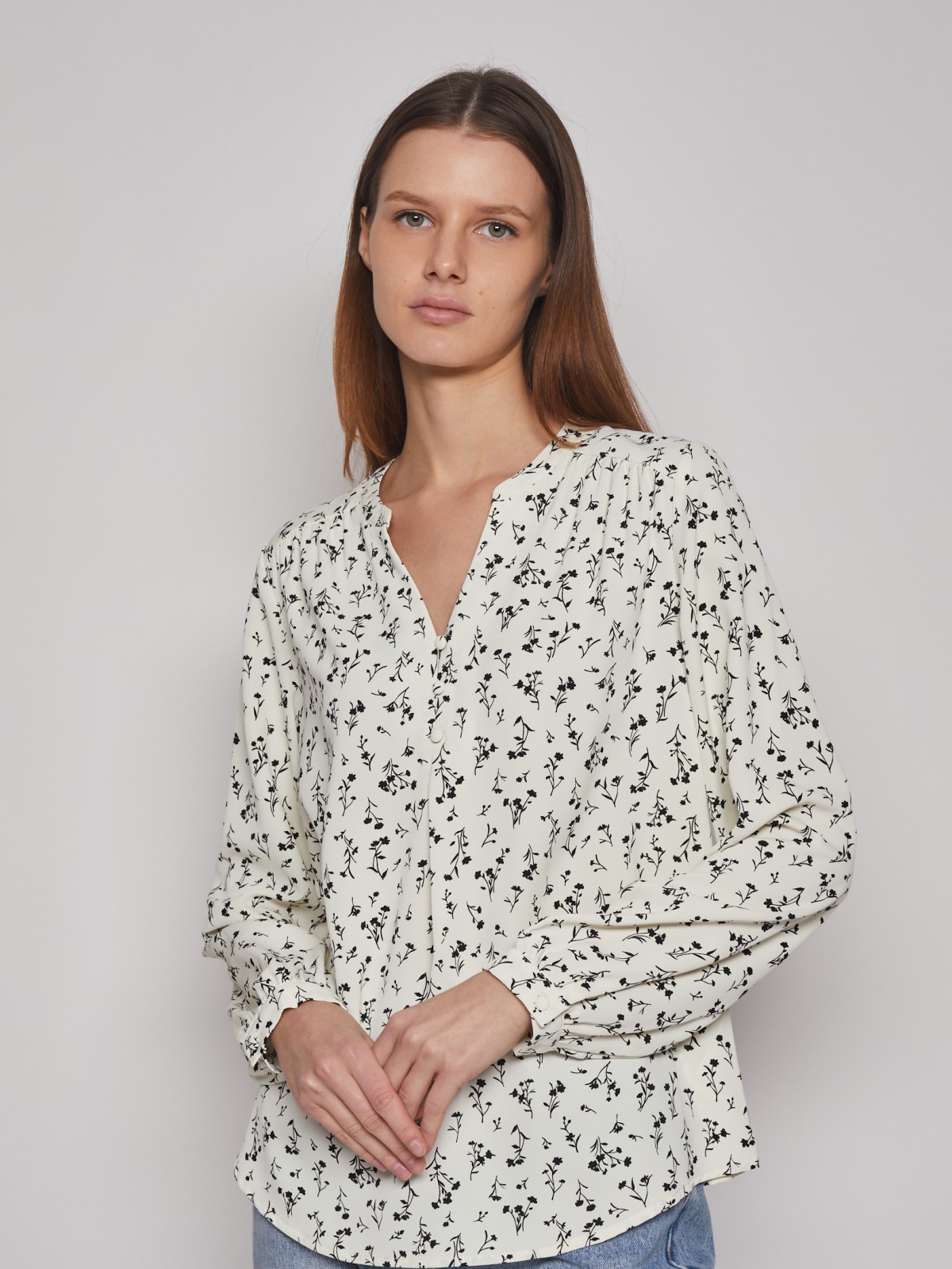 Принтованная блузка с длинным рукавом