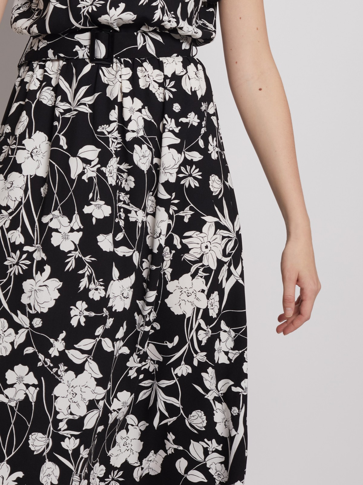 Платье с коротким рукавом и поясом zolla 02221824Y052, цвет черный, размер XS - фото 5