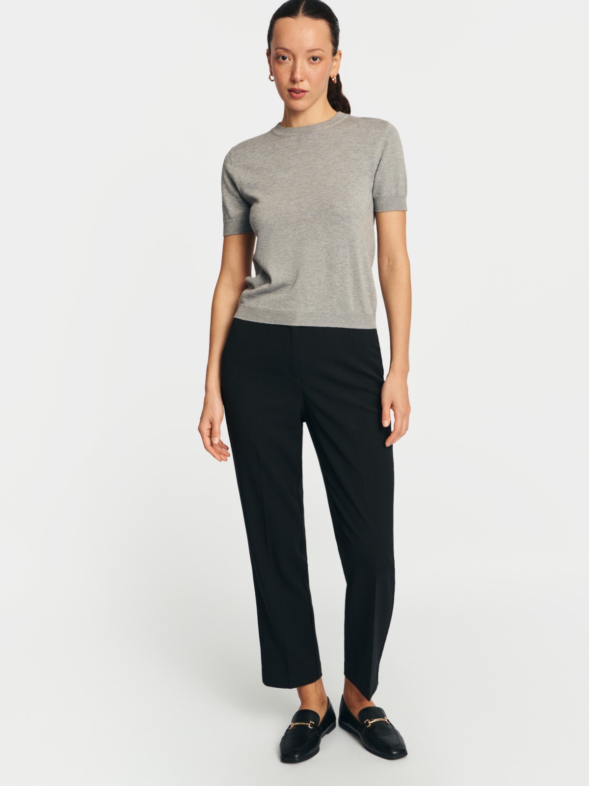 Офисные брюки силуэта Slim