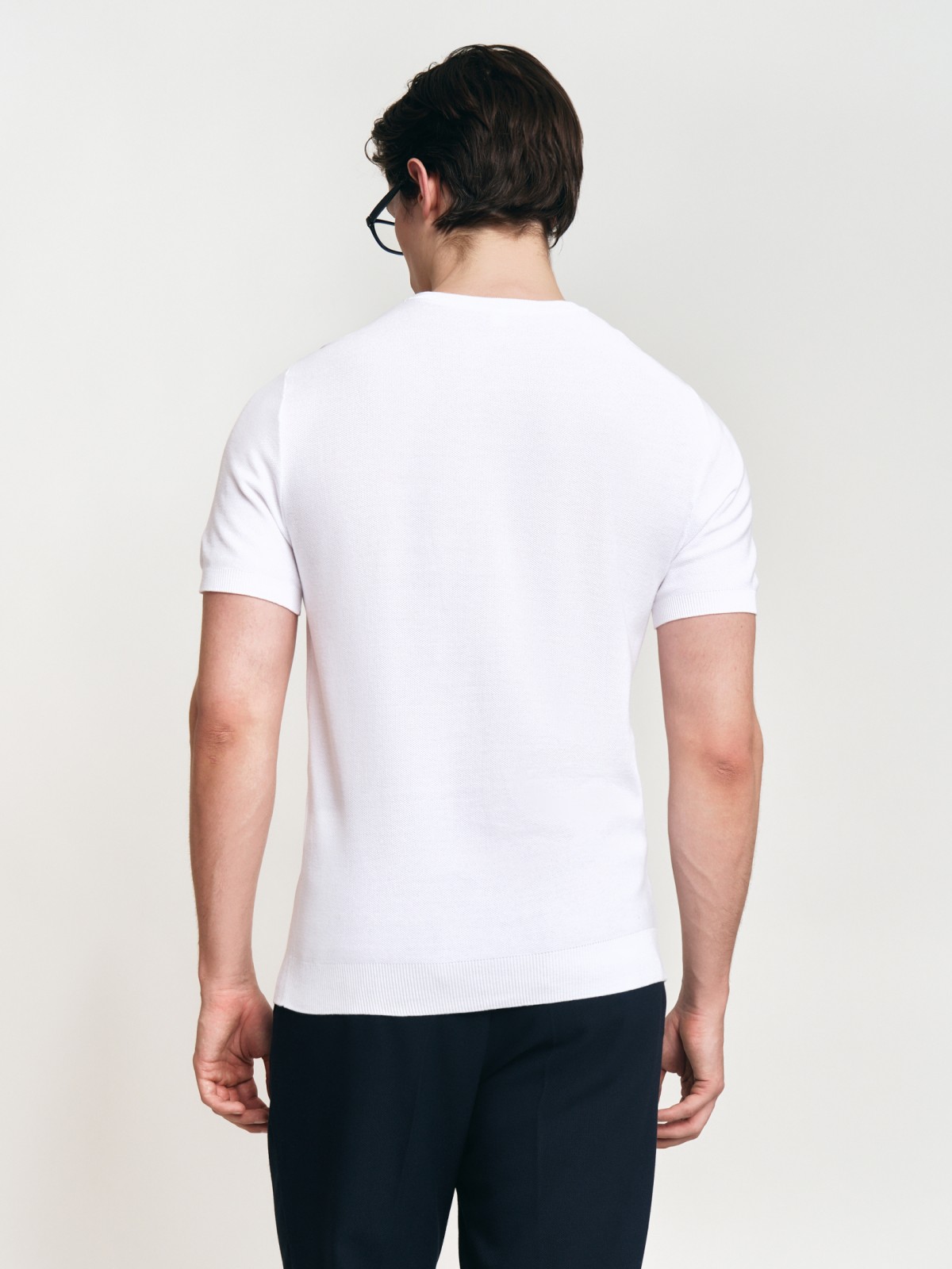 Тонкий трикотажный джемпер из хлопка с коротким рукавом Тонкий трикотажный джемпер из хлопка с коротким рукавом