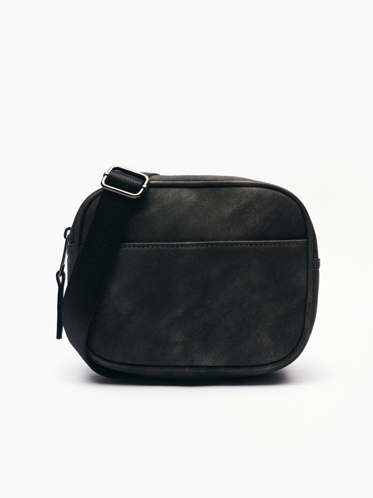 Сумка кросс-боди на ремешке через плечо