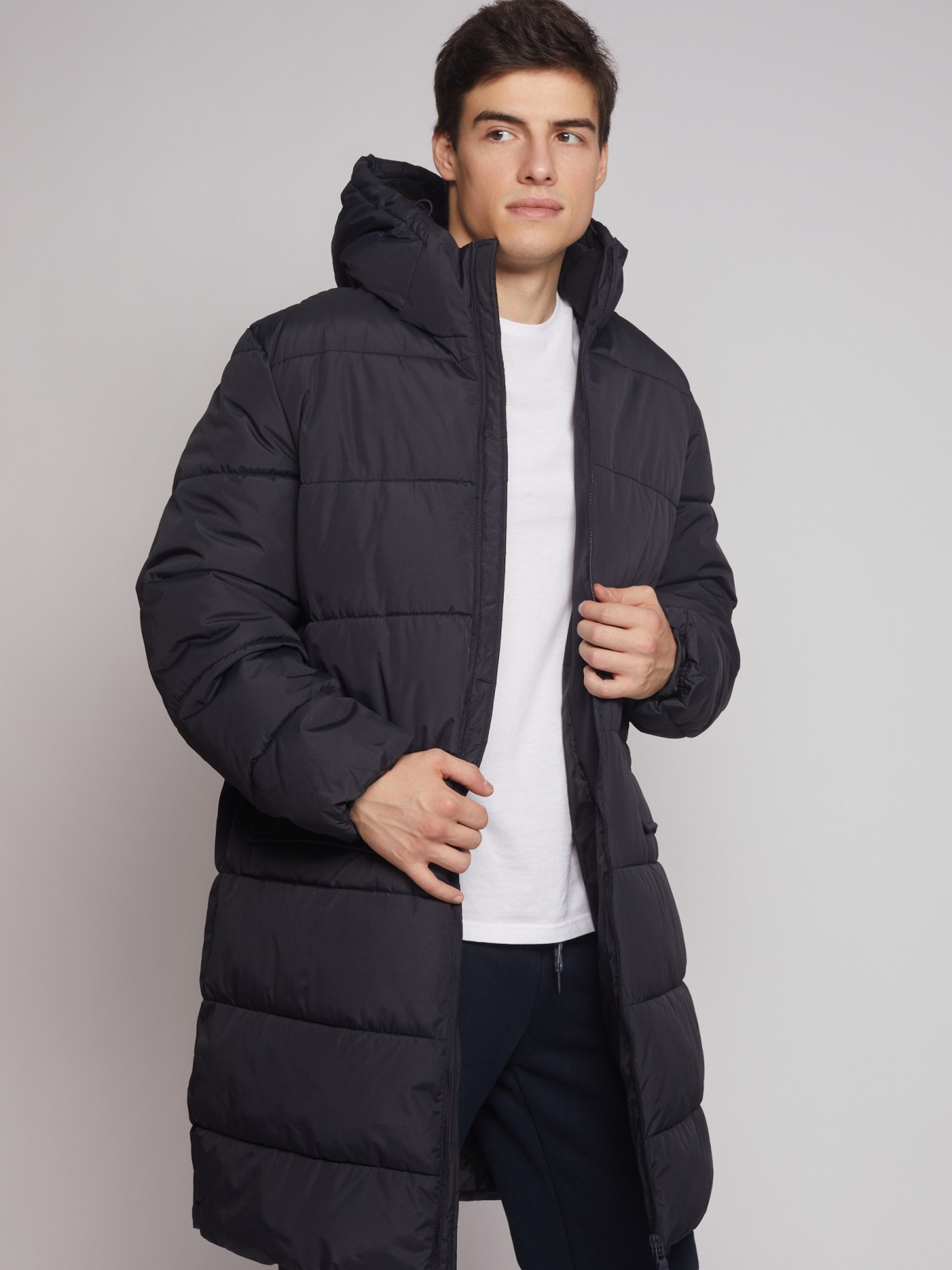 Тёплая длинная куртка с капюшоном