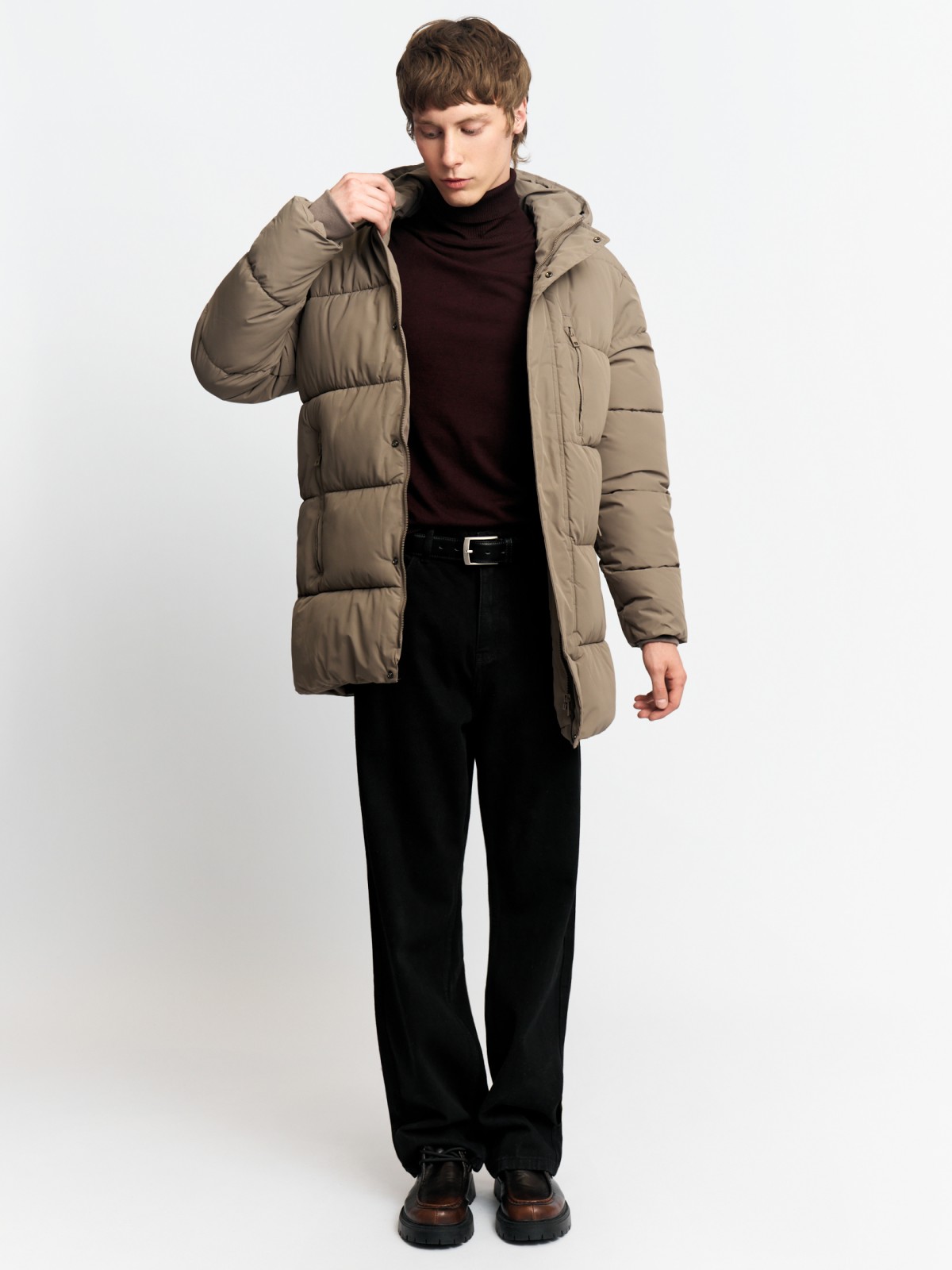 Тёплая куртка с капюшоном