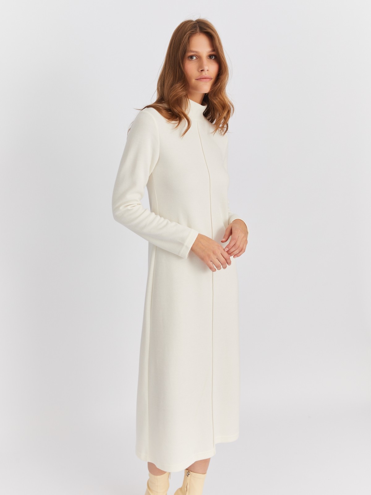 Платье-свитер из вязаного трикотажа с высоким горлом zolla 22342819F051, цвет молоко, размер L