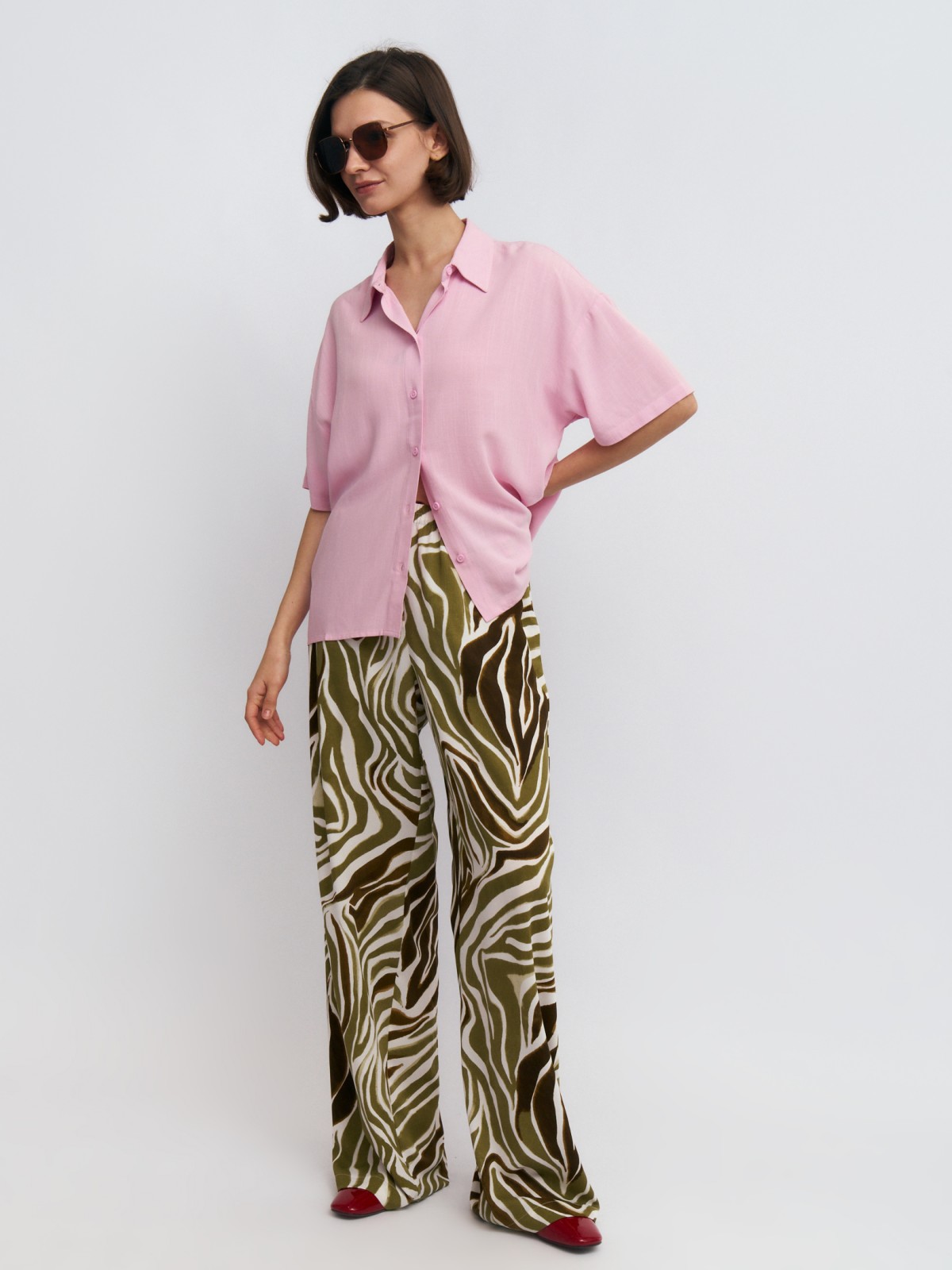 Рубашка из вискозы с коротким рукавом