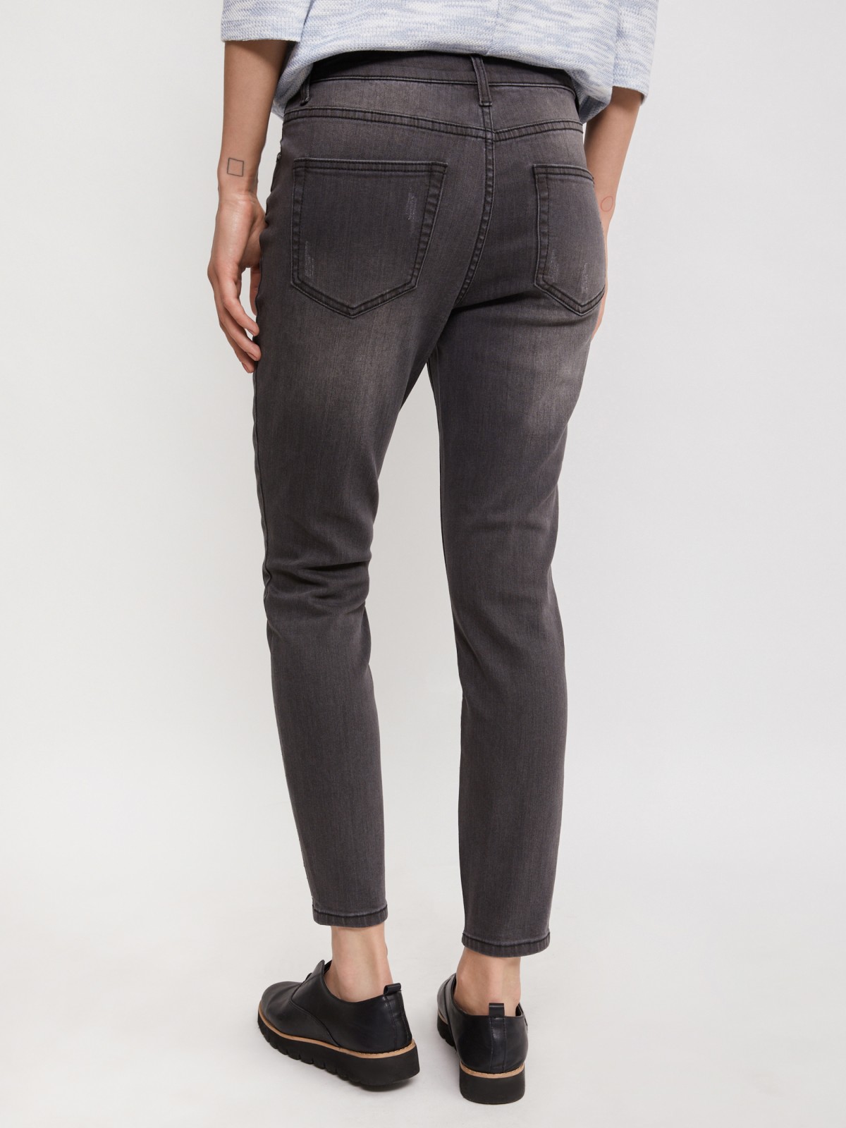 Джинсы силуэта Skinny