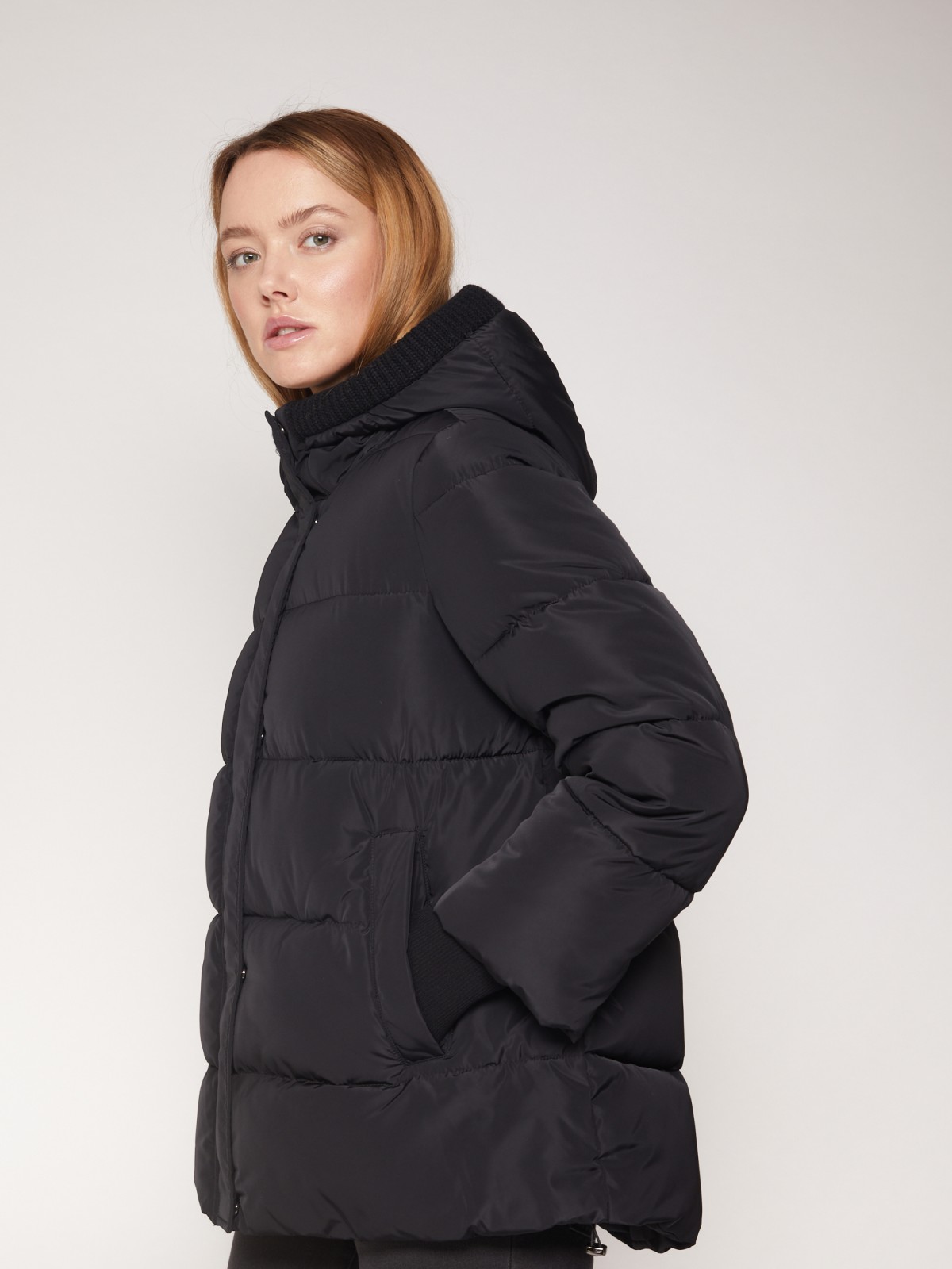 Тёплая стёганая куртка с капюшоном zolla 021335102264, цвет черный, размер S - фото 4