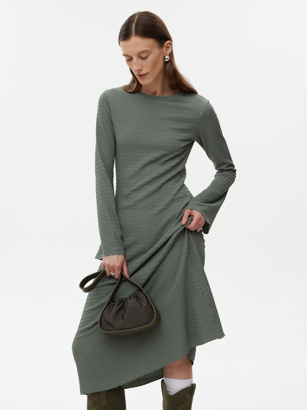 Платье миди с длинным рукавом