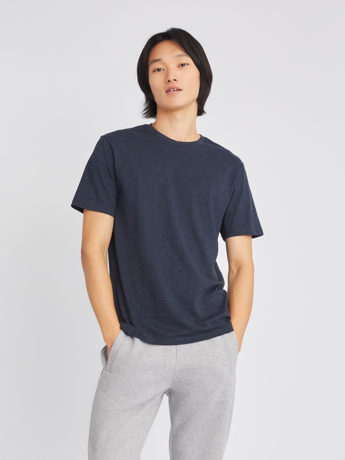 Трикотажная футболка с круглым вырезом