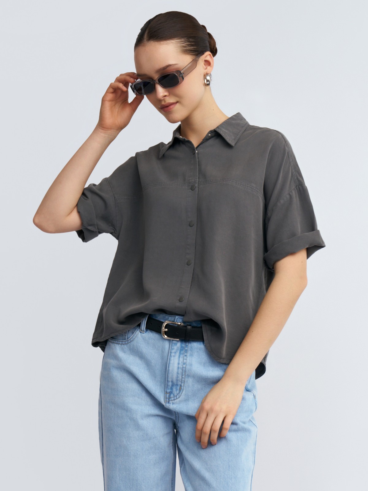 Свободная рубашка с коротким рукавом