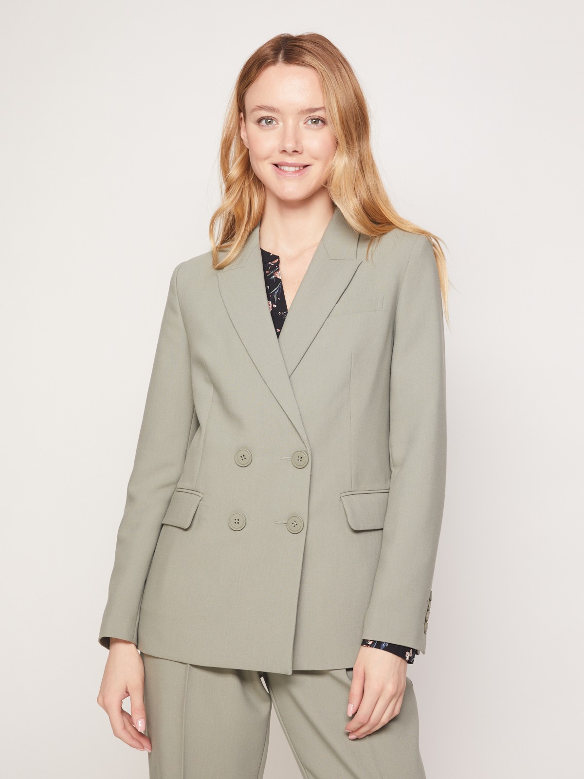 Пиджак двубортный