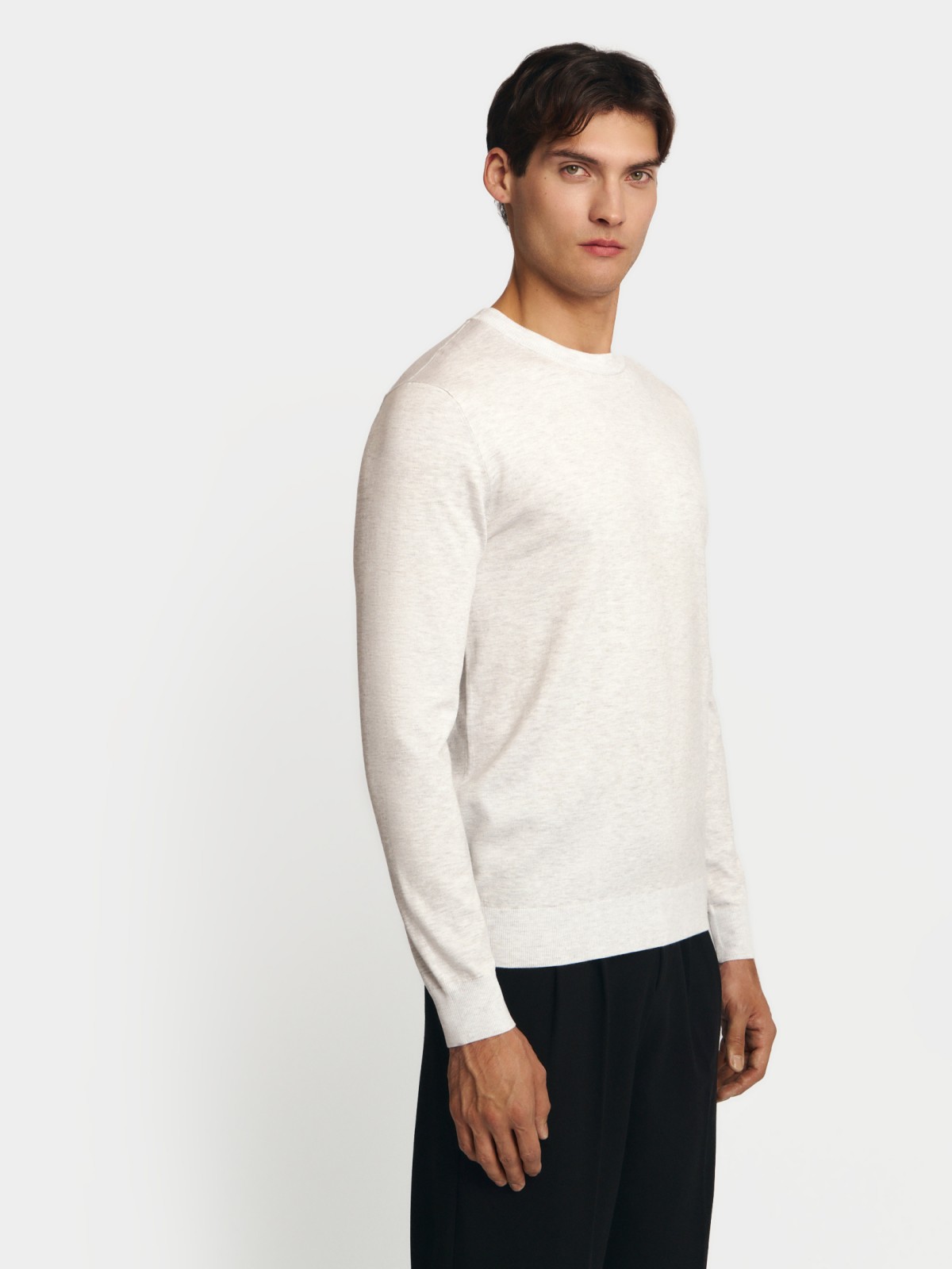 Тонкий трикотажный джемпер