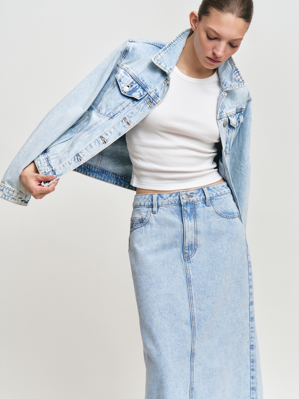 Джинсовая куртка прямого силуэта из хлопка