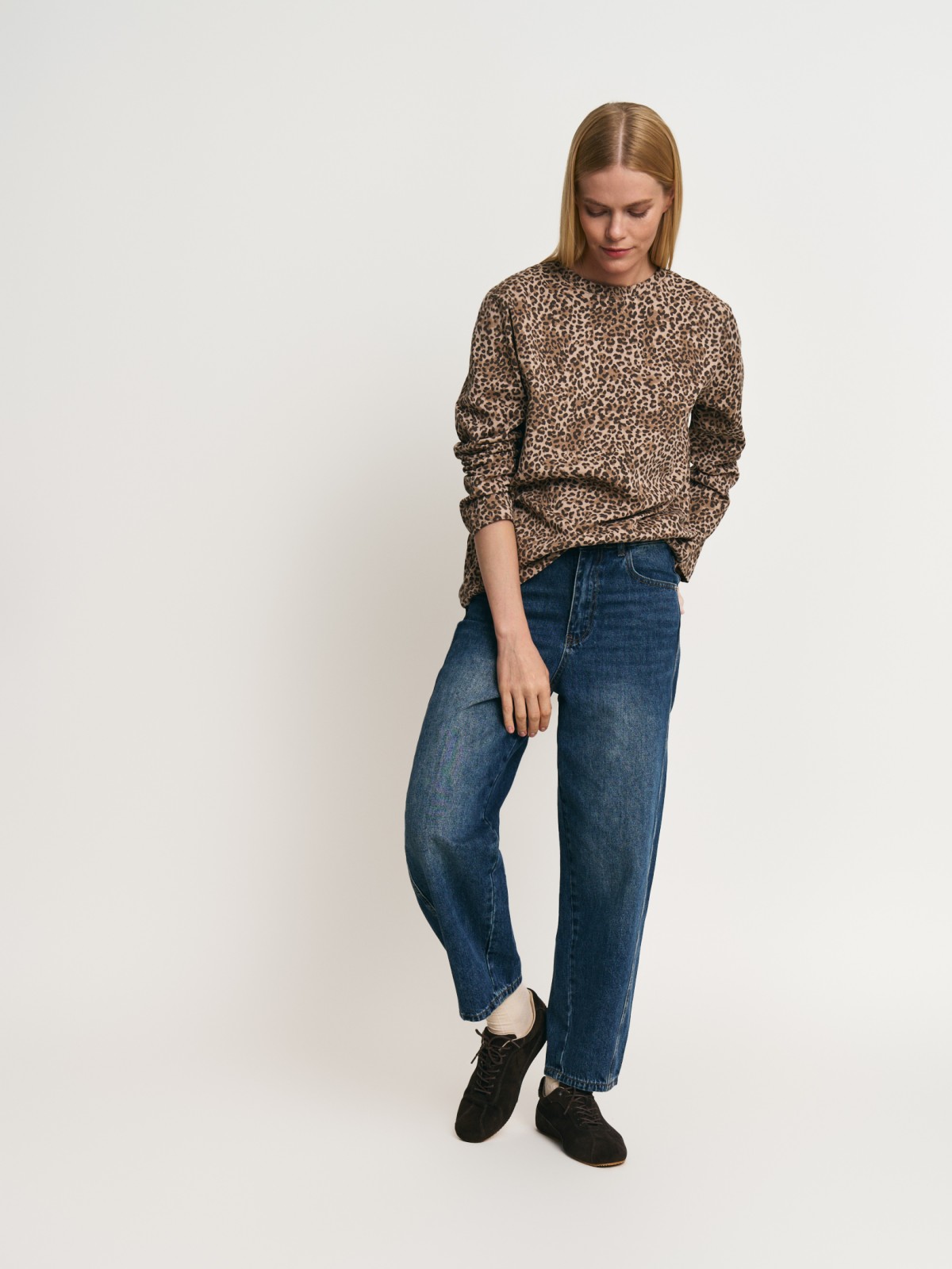 Укороченные джинсы силуэта Loose Balloon