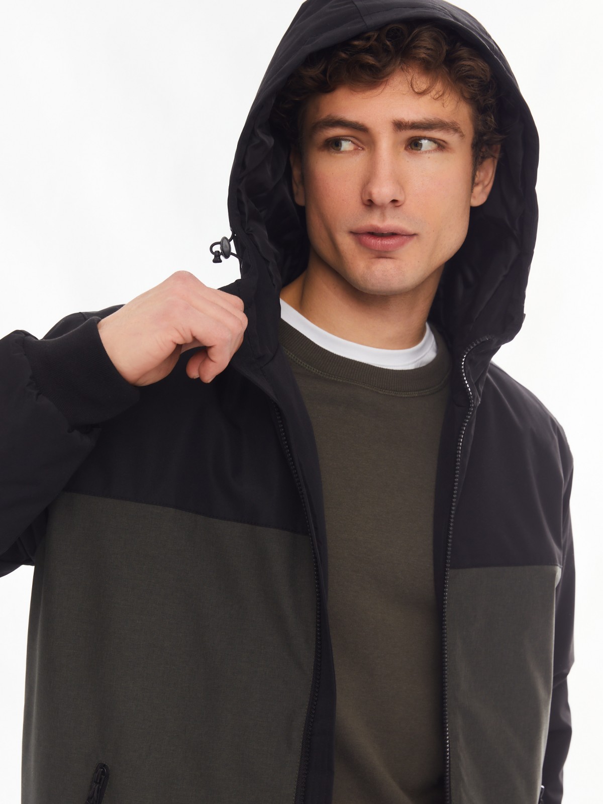 Утеплённая куртка-бомбер на синтепоне с капюшоном zolla 01412510L034, цвет хаки, размер M - фото 3