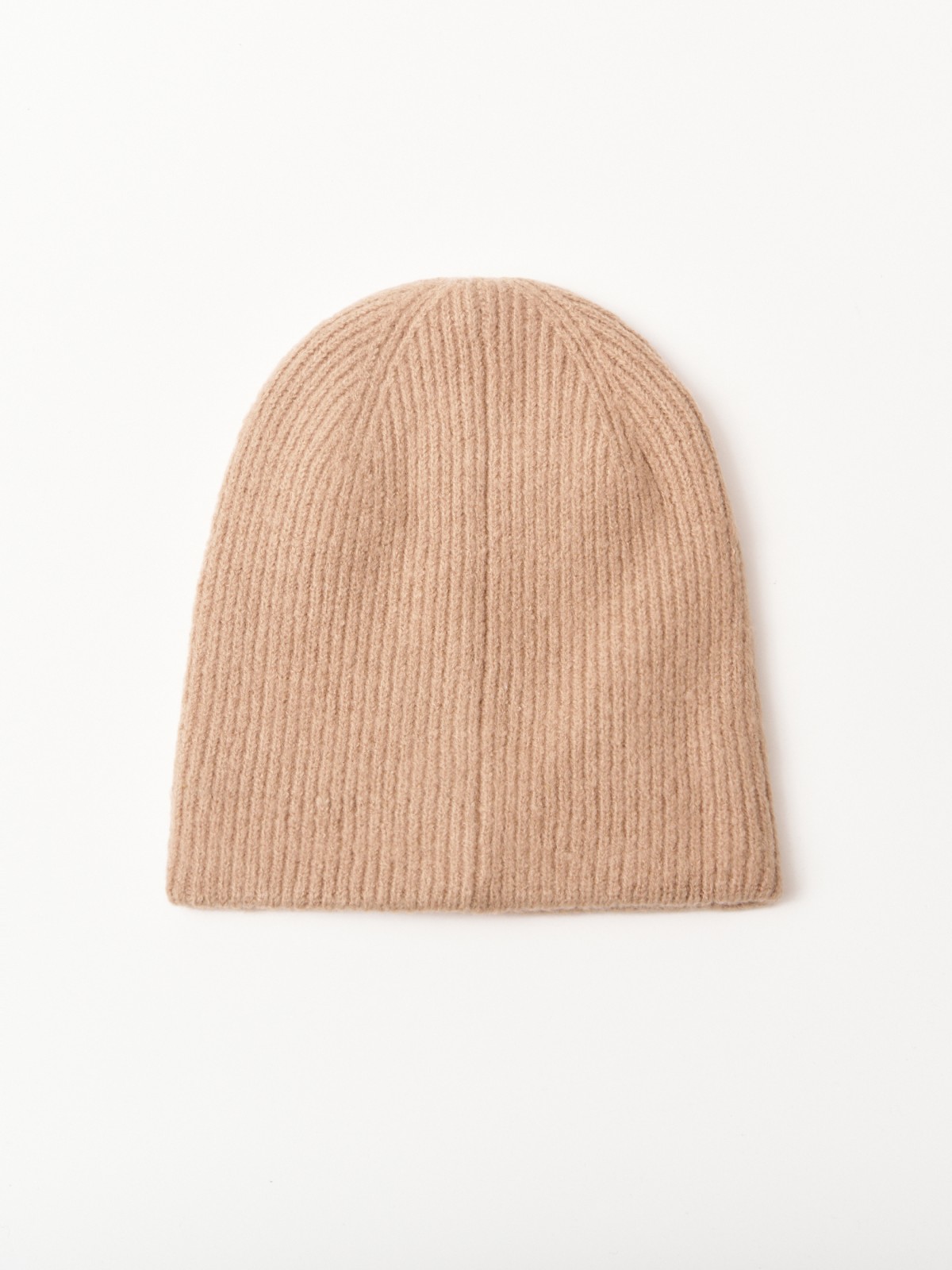 Вязаная шапка-бини с шерстью