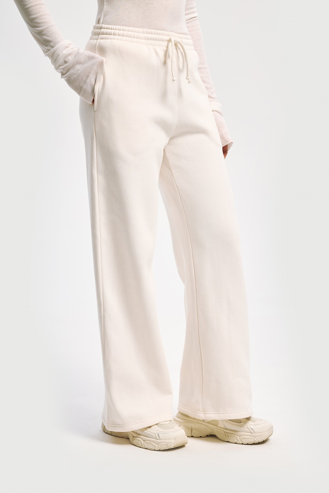 Утеплённые трикотажные брюки