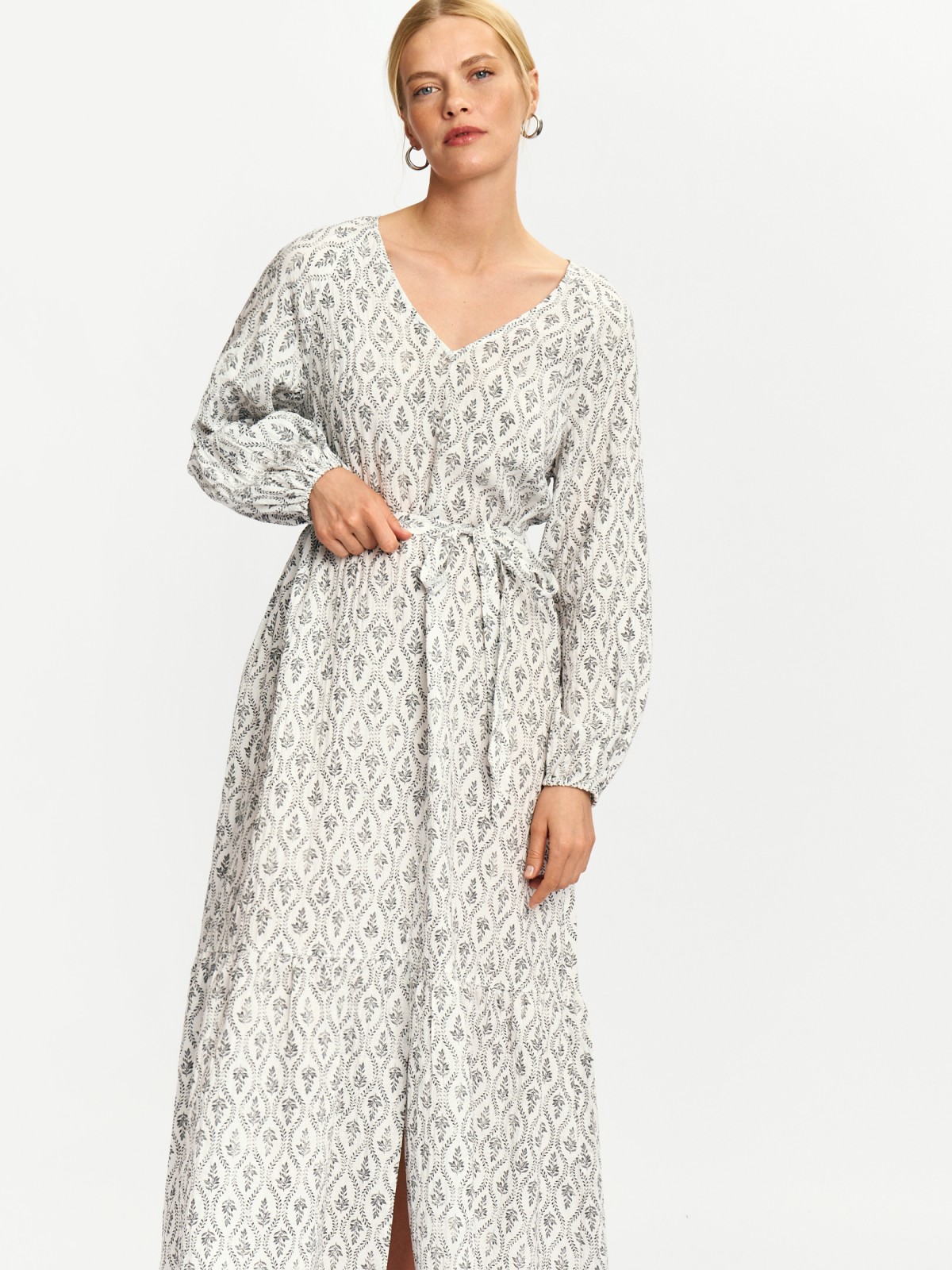 Платье-рубашка длины макси с поясом