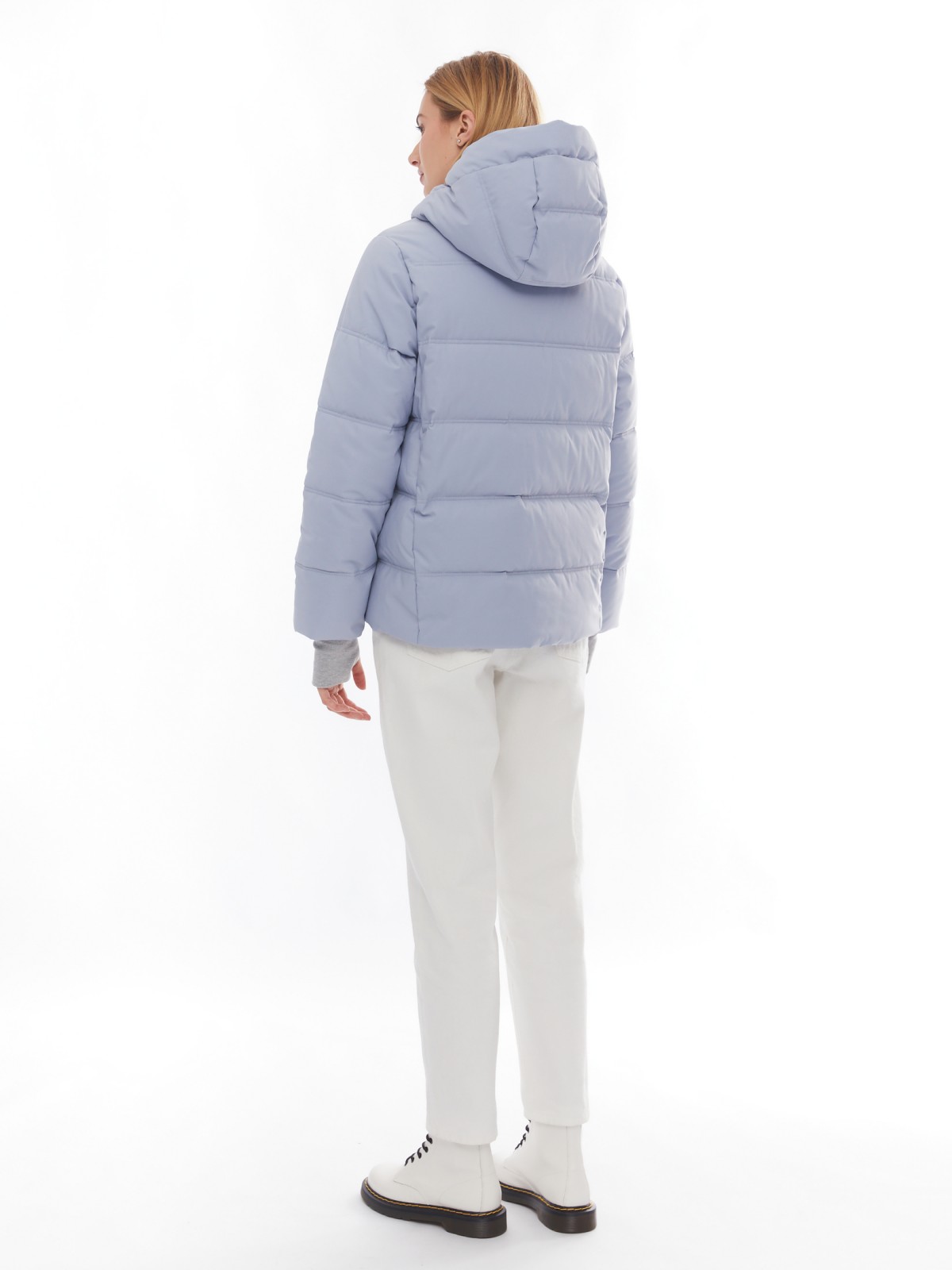 Утеплённая стёганая куртка укороченного фасона с капюшоном zolla 024125102064, цвет светло-голубой, размер XS - фото 6