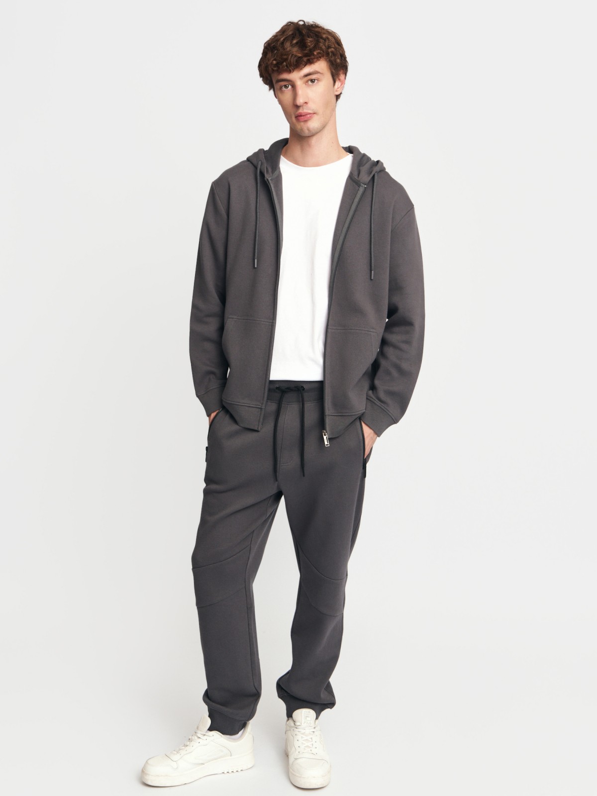 Толстовка на молнии с капюшоном однотонная