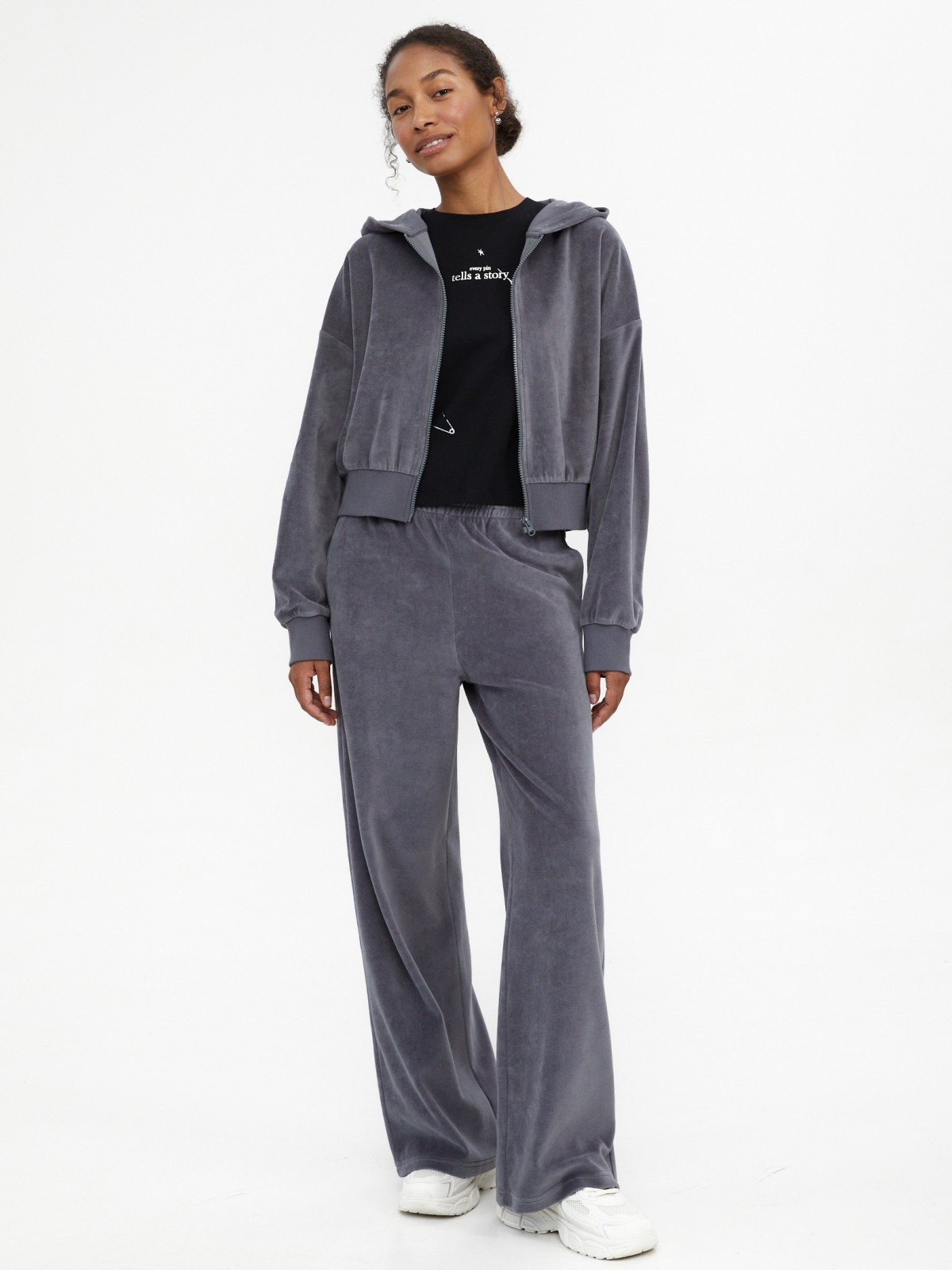 Укороченная толстовка на молнии с капюшоном