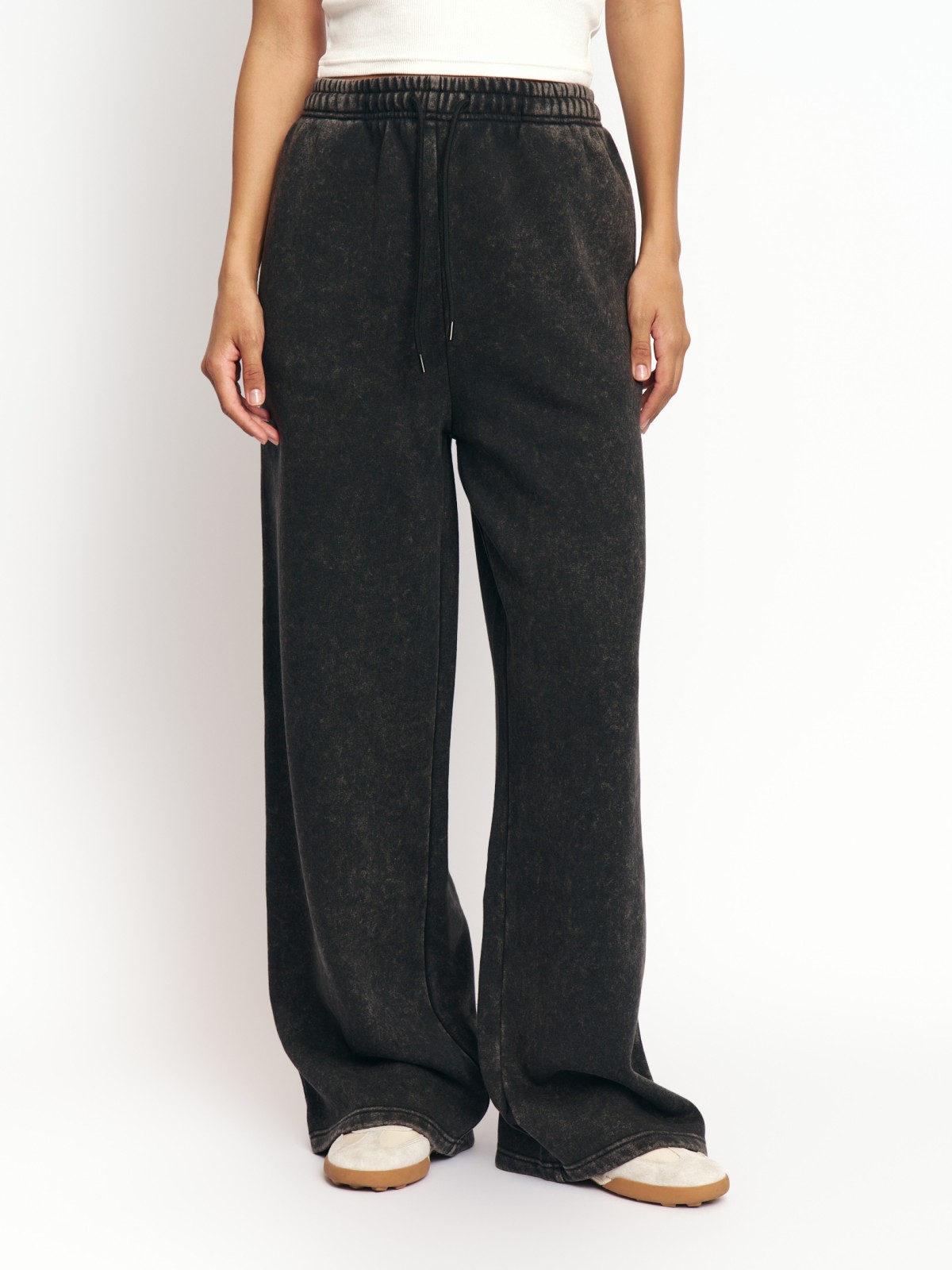 Утеплённые брюки на резинке с начёсом