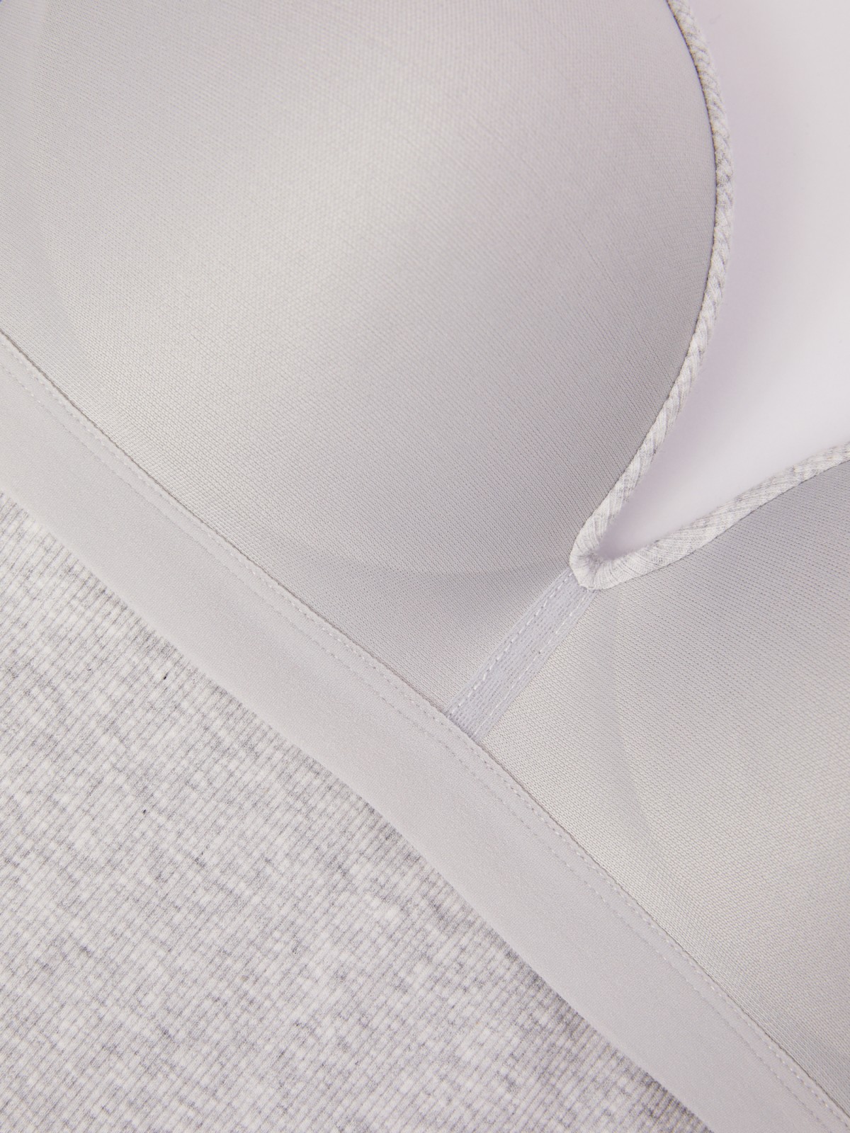 Бельевая майка-топ с чашками