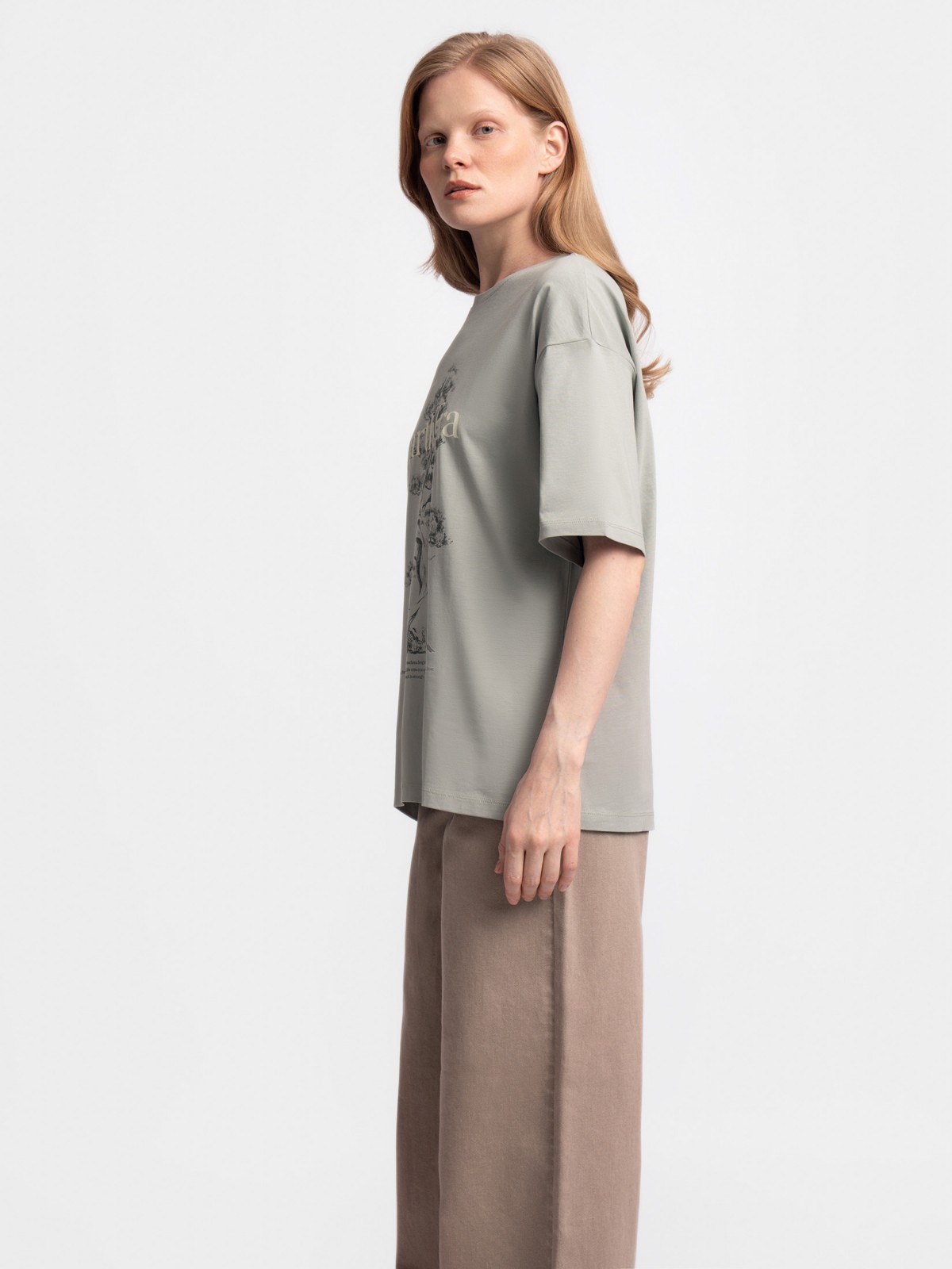 Футболка с коротким рукавом и принтом